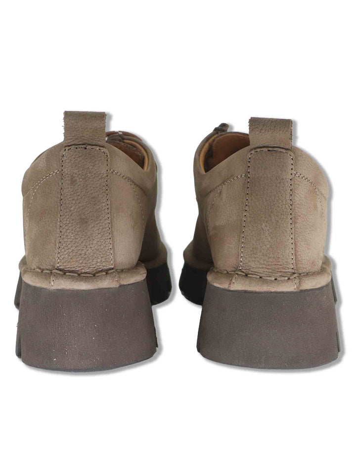 Stringate donna in nabuk taupe con vaschettone cucito e suola alta in gomma SP70752 012 Spatarella 