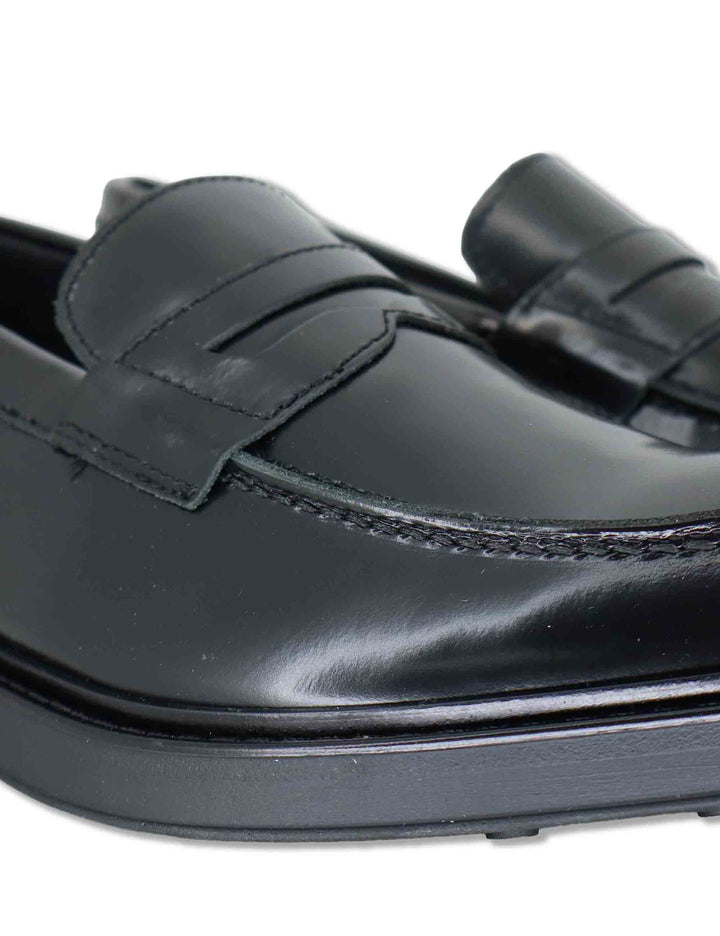 Mocassini uomo in pelle nera con vaschetta cucita e punta affusolata SPDU8010 001 Spatarella 