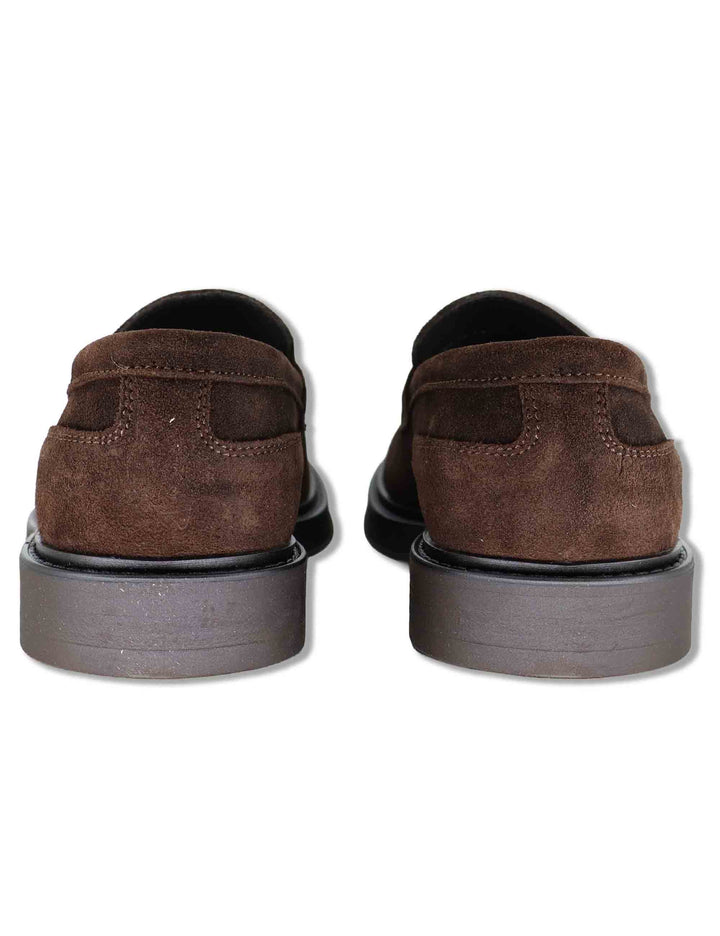 Mocassini uomo in camoscio marrone con vaschetta cucita e punta affusolata SPDU8010 014 Spatarella 