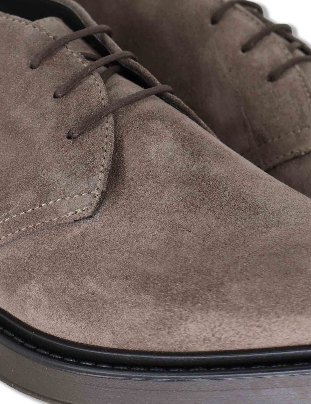 Stivaletto chukka uomo in camoscio taupe con suola in gomma SPDU8070 072 Spatarella 