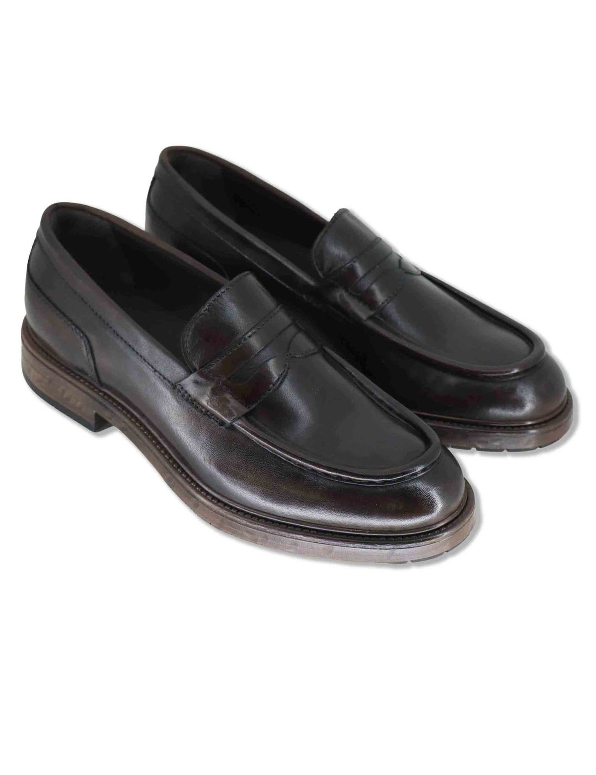 Mocassino penny loafer uomo in pelle nera con suola in gomma SPGB2070 001 Spatarella 