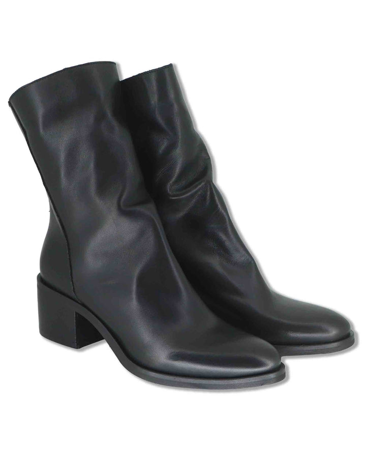 Stivaletti donna in pelle nera con zip posteriore tacco in cuoio e punta larga SPTC2177 001 Spatarella 