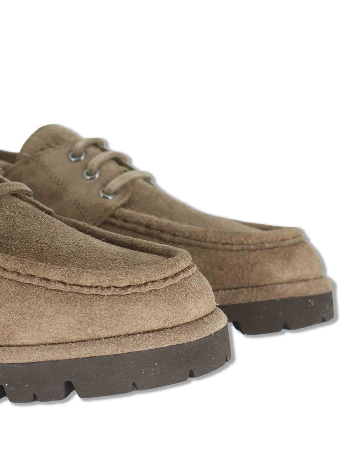 Stringate donna in camoscio taupe modello barca con suola carrarmato FEUDO_BS TAUPE Unisa 