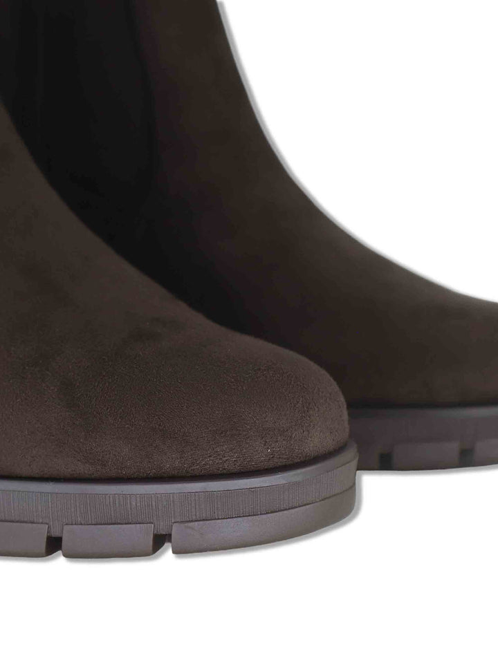 Stivaletti donna in camoscio ed eco camoscio elasticizzato moro con zip interna tacco basso e plateau JELINE_ST TESTA Unisa 