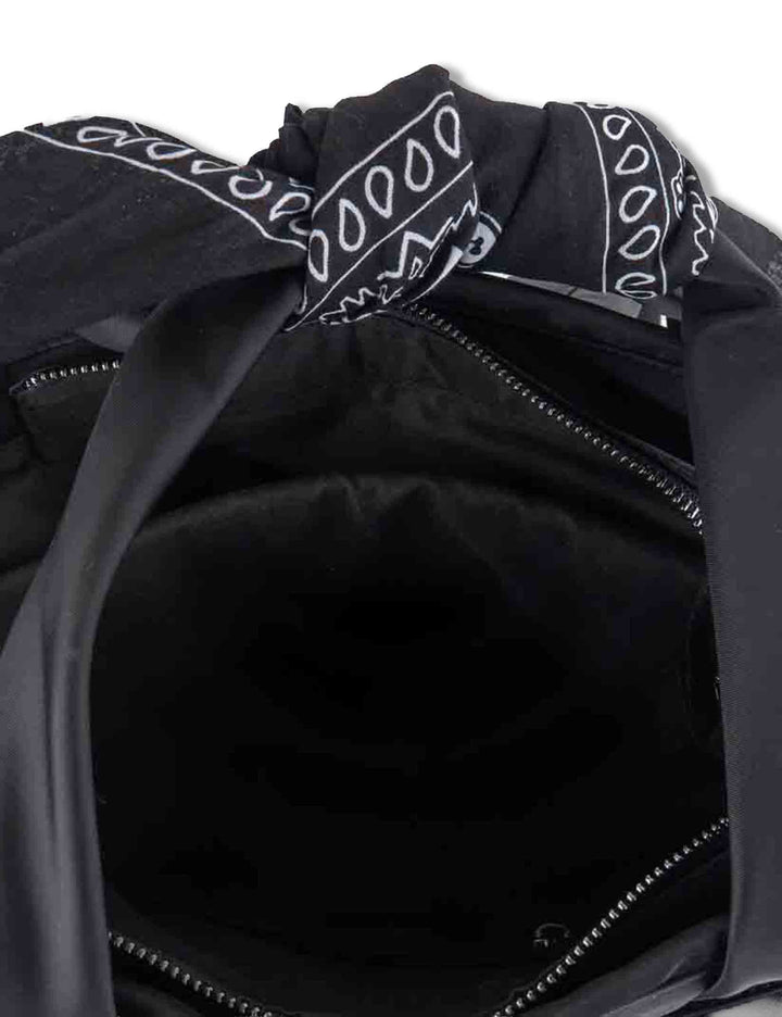 Zaino donna in nylon nero con tracolla bandana e tasca antifurto 9126005 10 Negro Victoria 