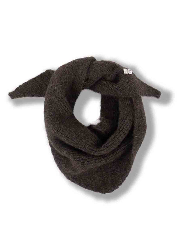 Sciarpa triangolare donna in maglia grigia con placca in metallo 100% vegan 9126021 12 Gris Victoria 