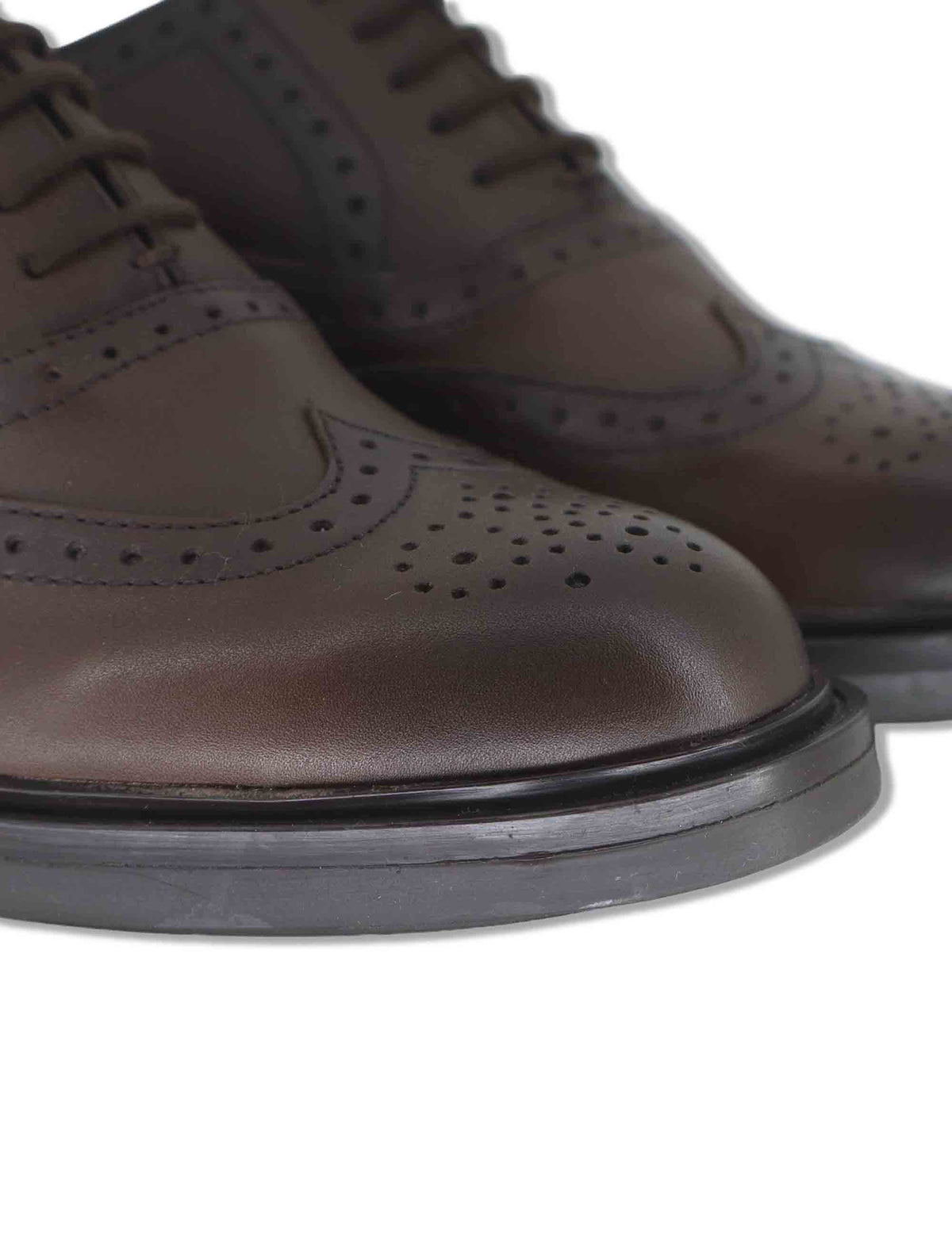 Stringate donna in pelle marrone con impuntura all'inglese e suola in gomma WS66R02 500216 Vueva 