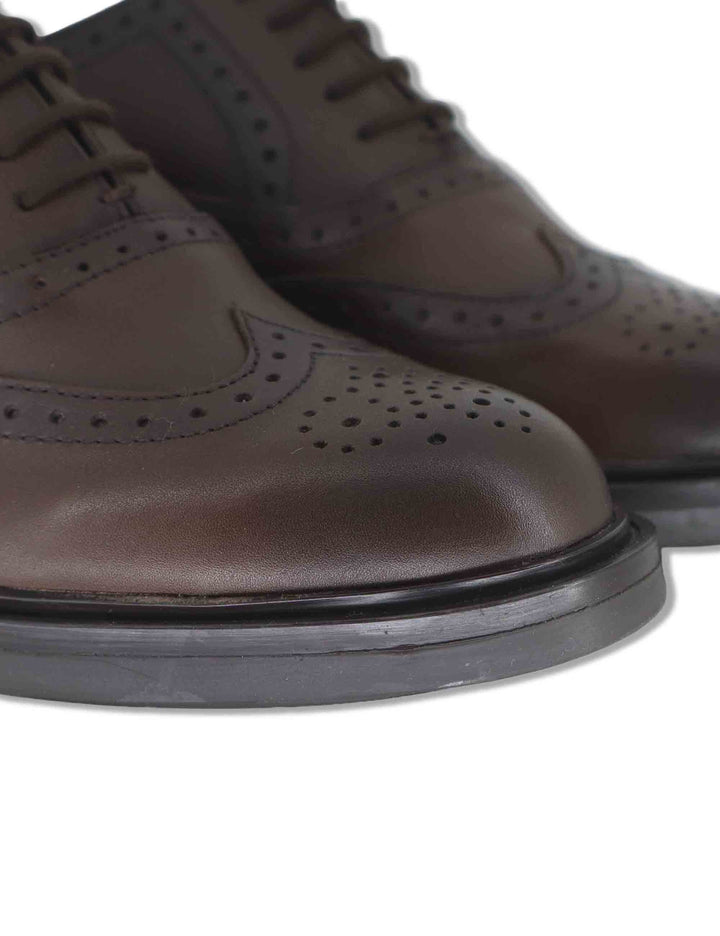 Stringate donna in pelle marrone con impuntura all'inglese e suola in gomma WS66R02 500216 Vueva 