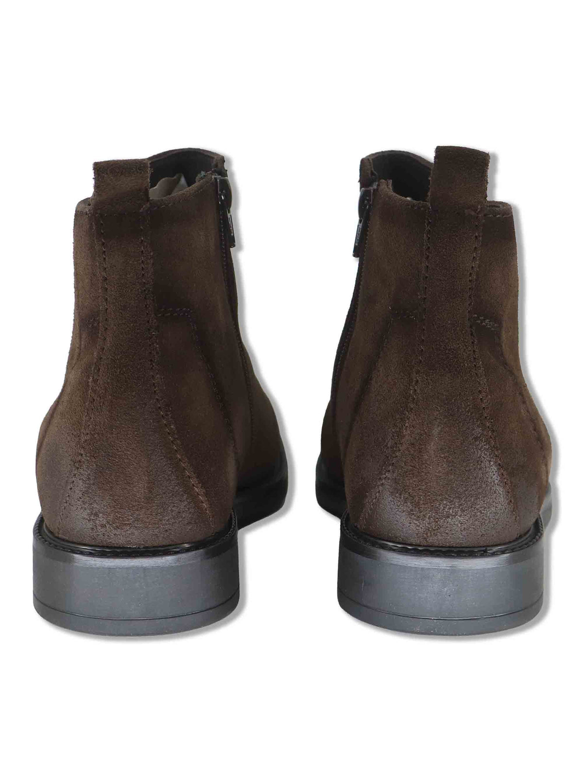 Stivaletti uomo in camoscio marrone con doppia zip esterna e interna e suola in gomma YB276201 500228 Vueva 