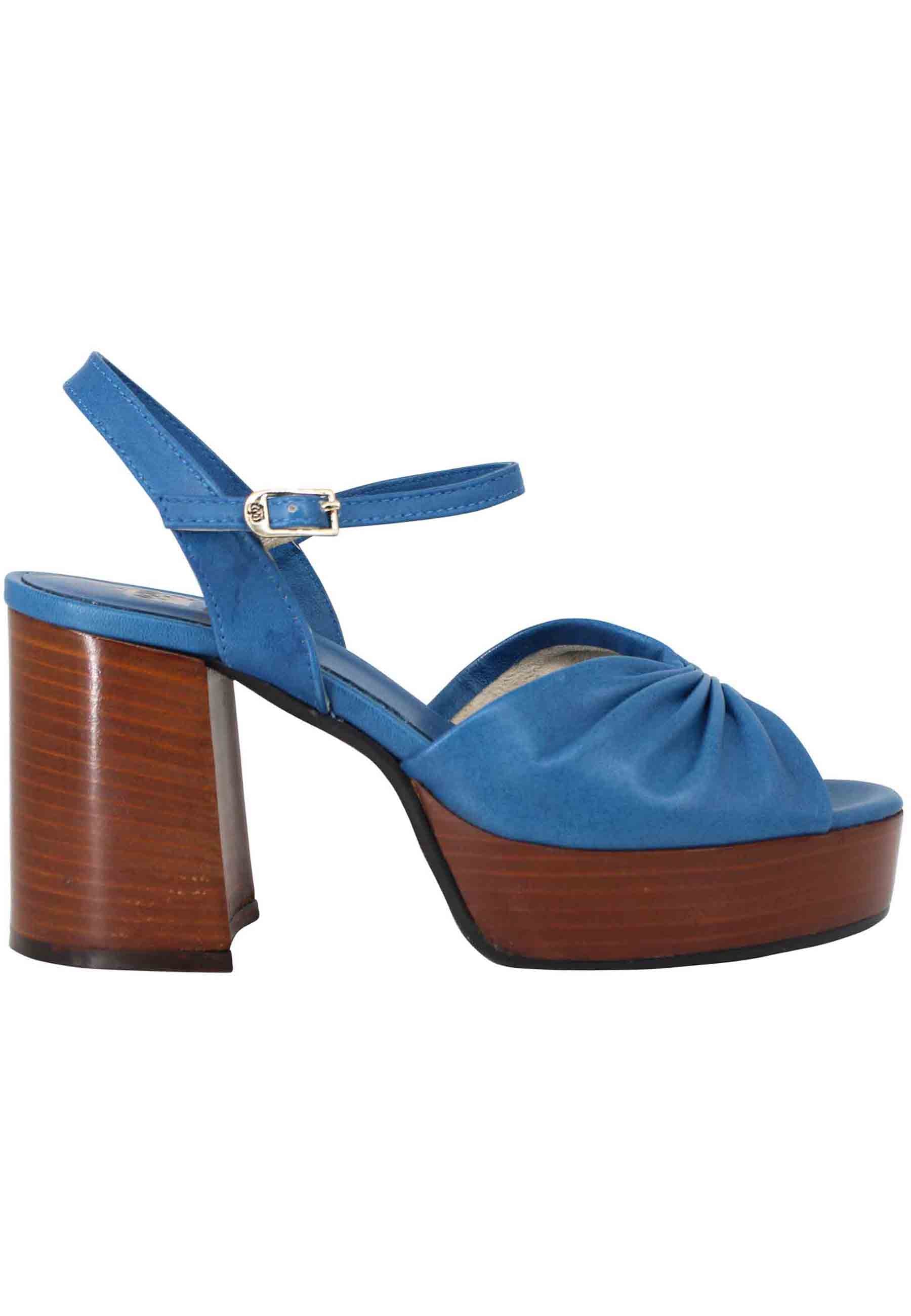 Spatarella Sandali donna in pelle blu con tacco e plateau in cuoio