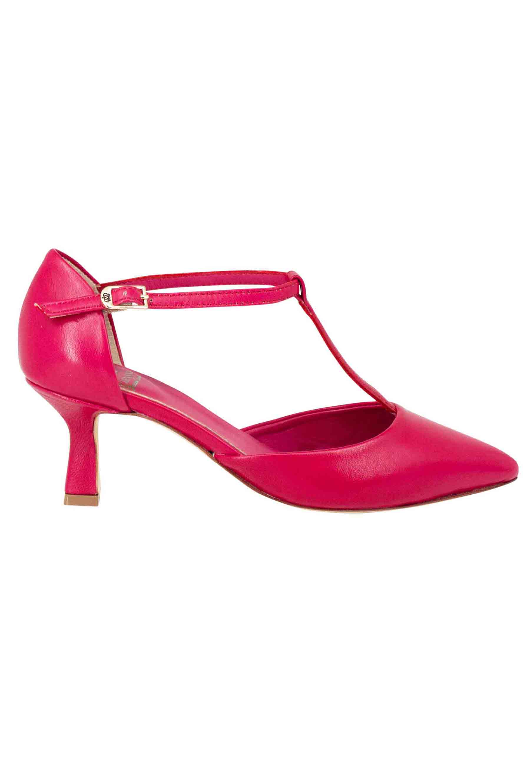Women's red leather pumps with strap and closed toe