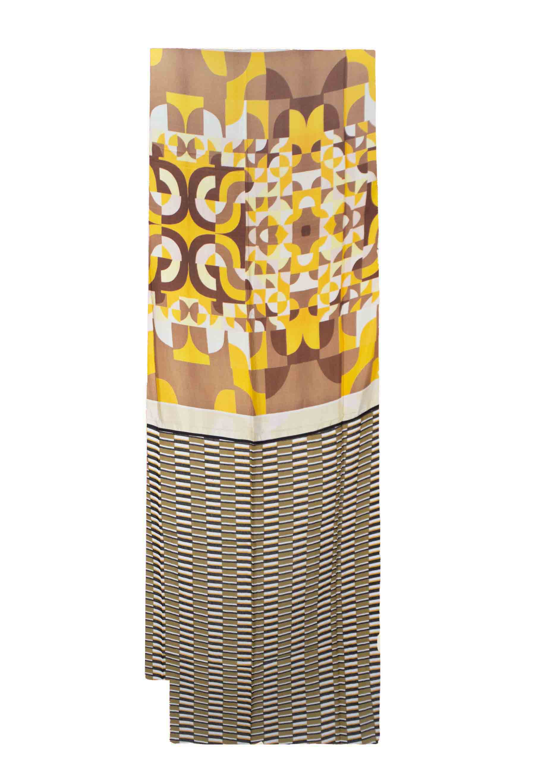 Women's stole in pure silk with yellow pattern