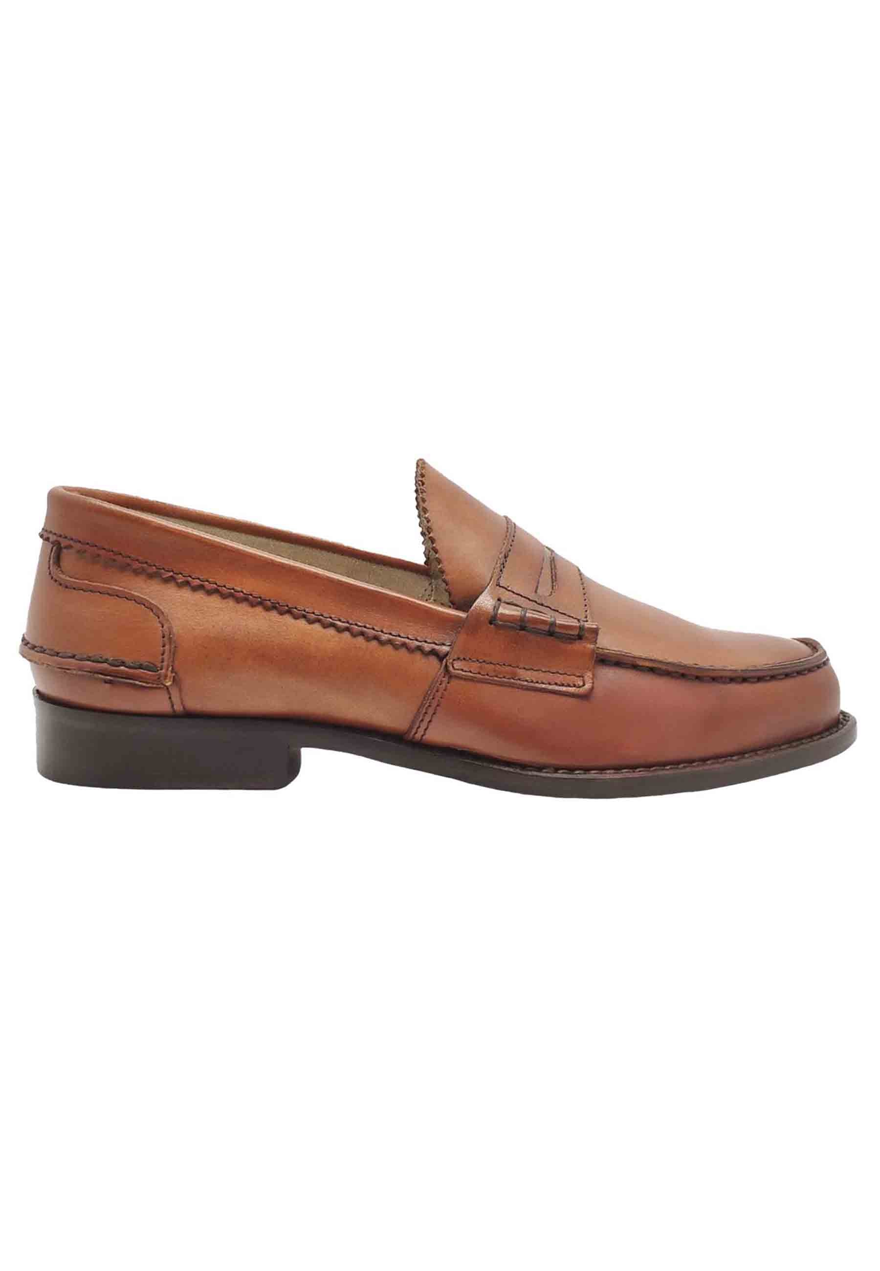 Men's moccasins in tan leather and leather sole