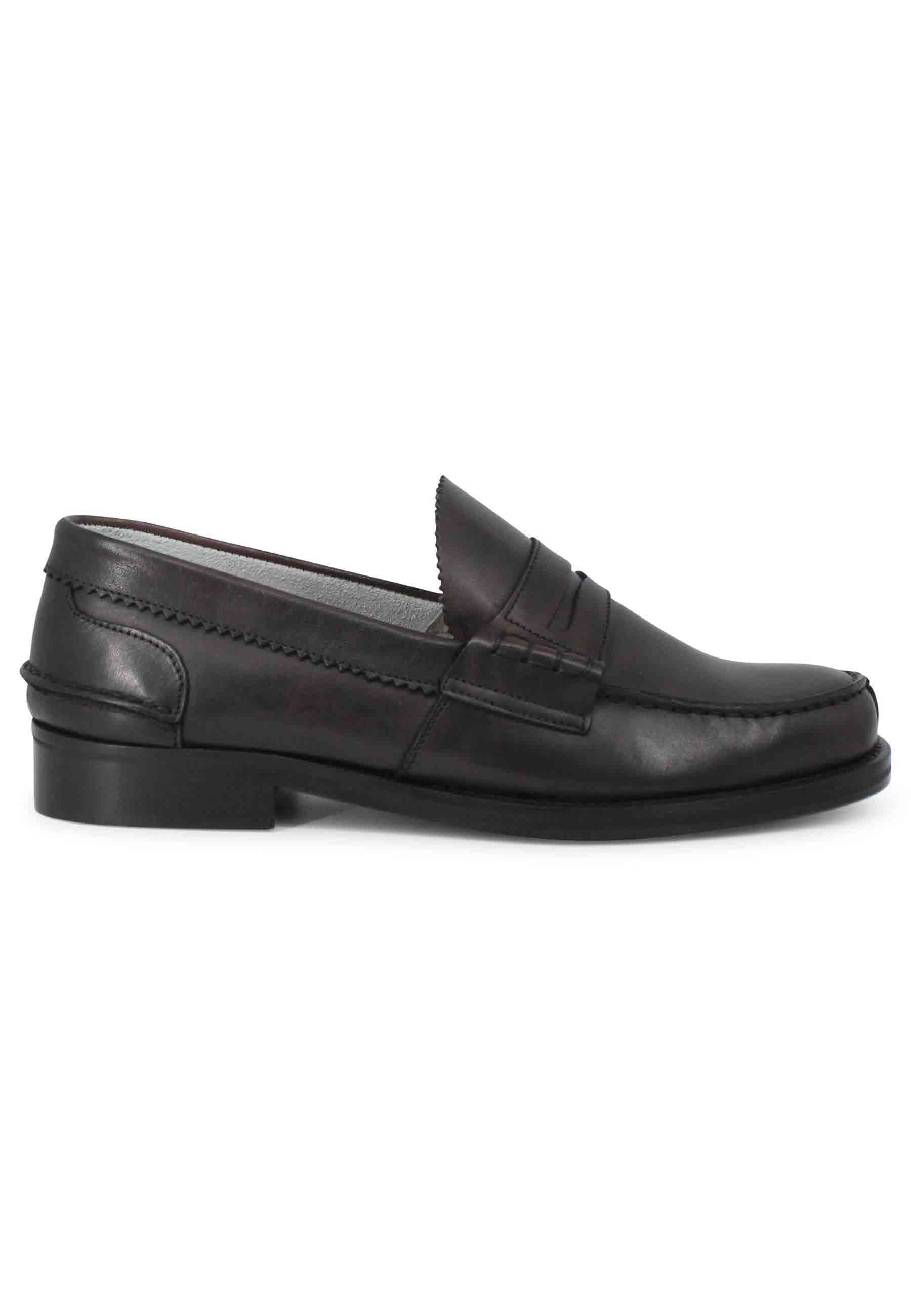 Men's moccasins in dark brown leather and leather sole