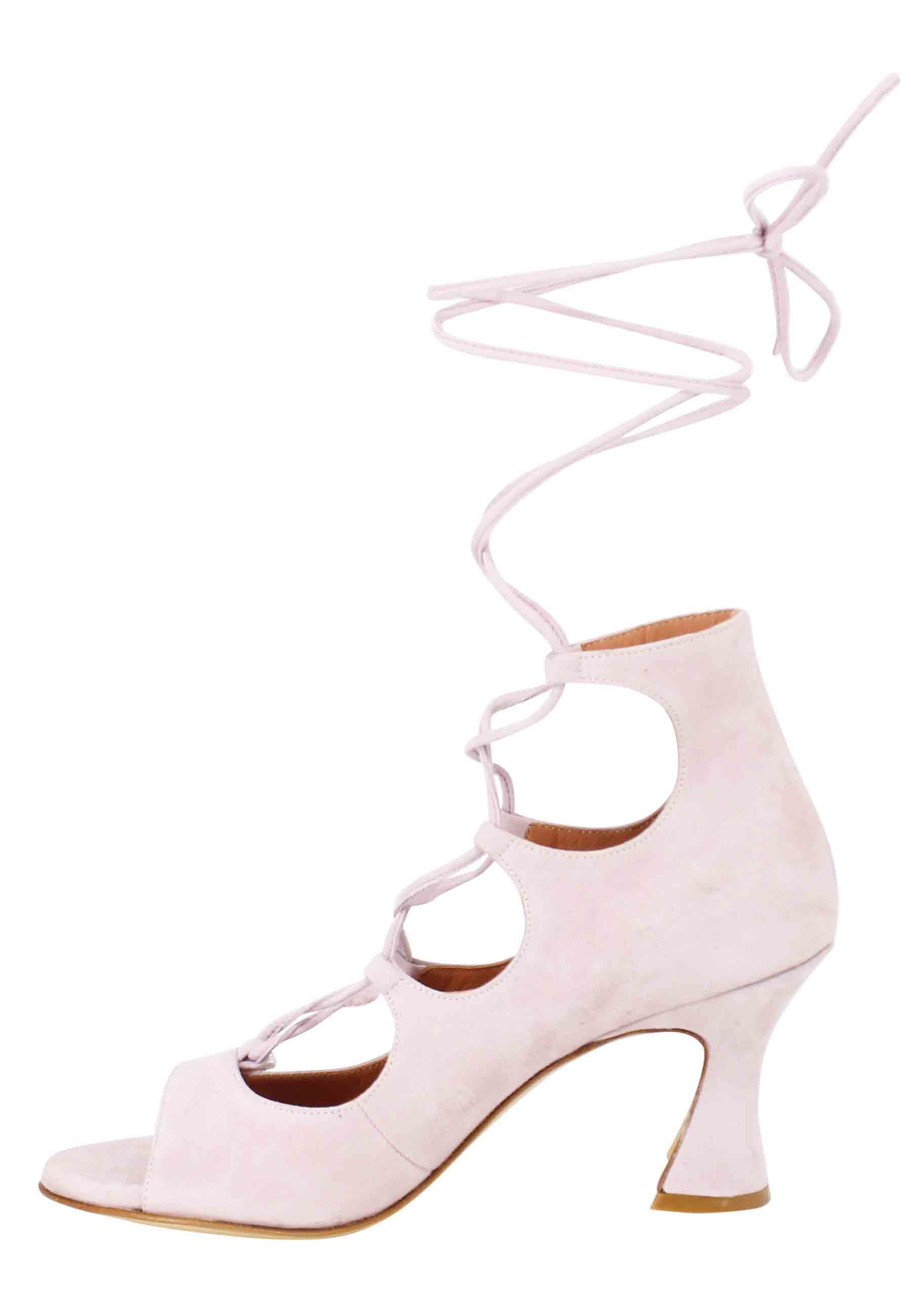 Women's lilac suede sandals with ankle laces and closed heel