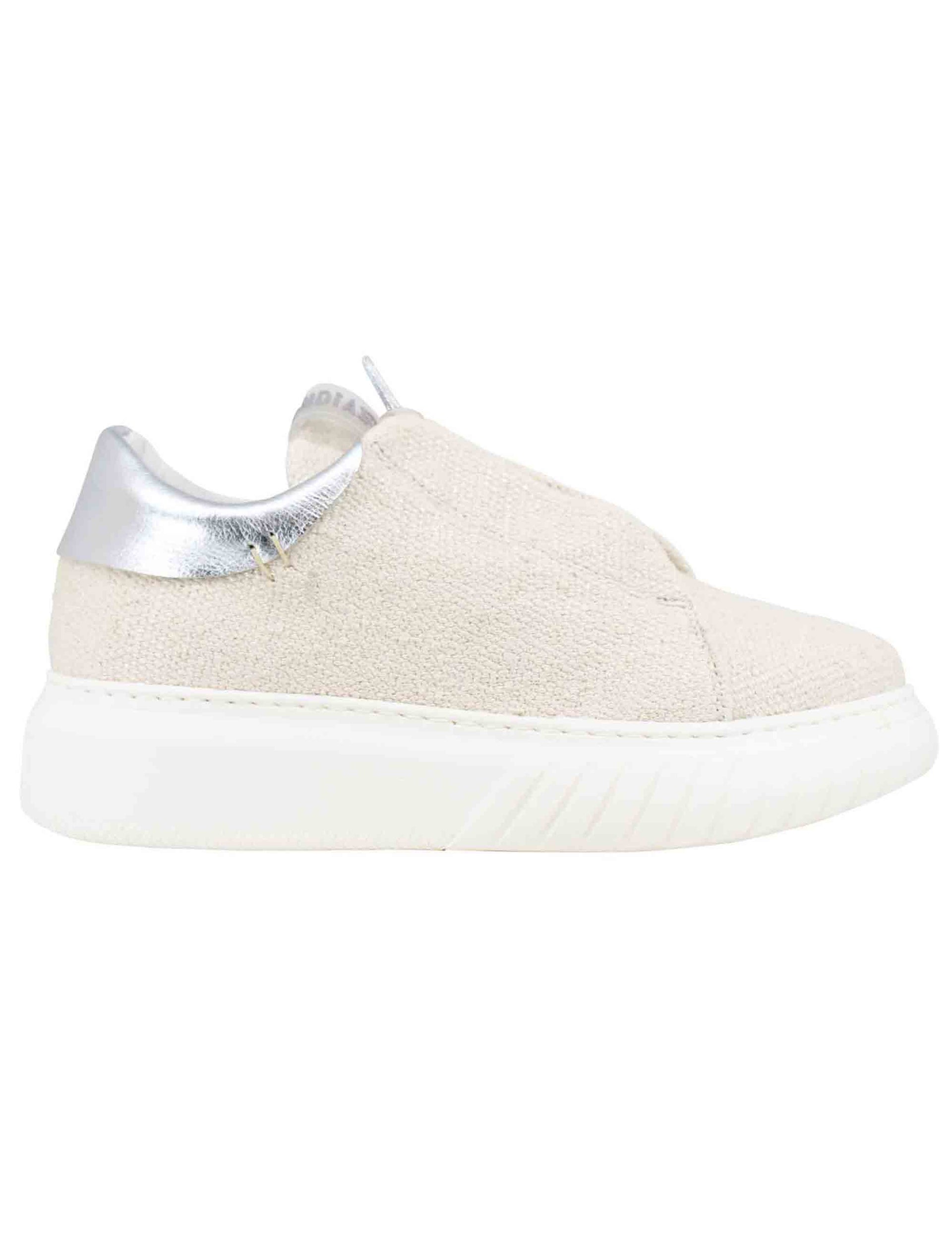 Women's sneakers in beige fabric with high rubber sole