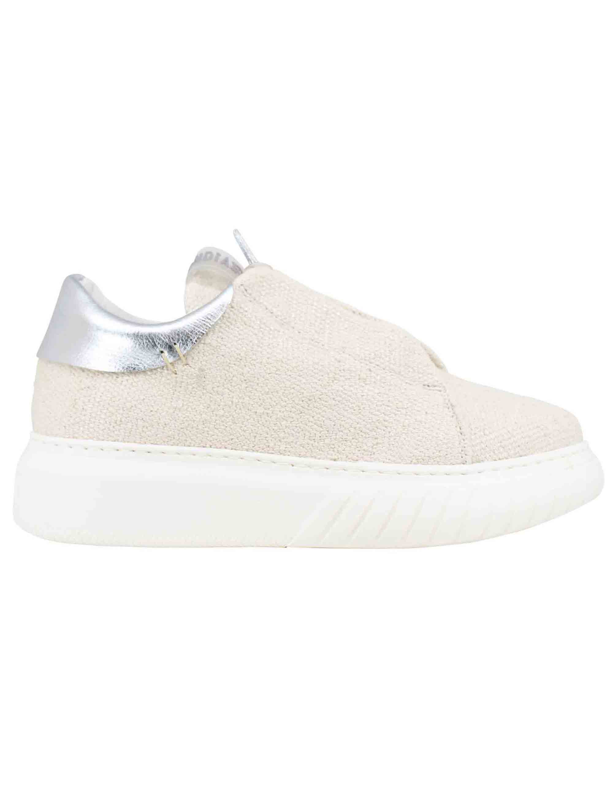 Spatarella Sneakers donna in tessuto beige con suola in gomma alta