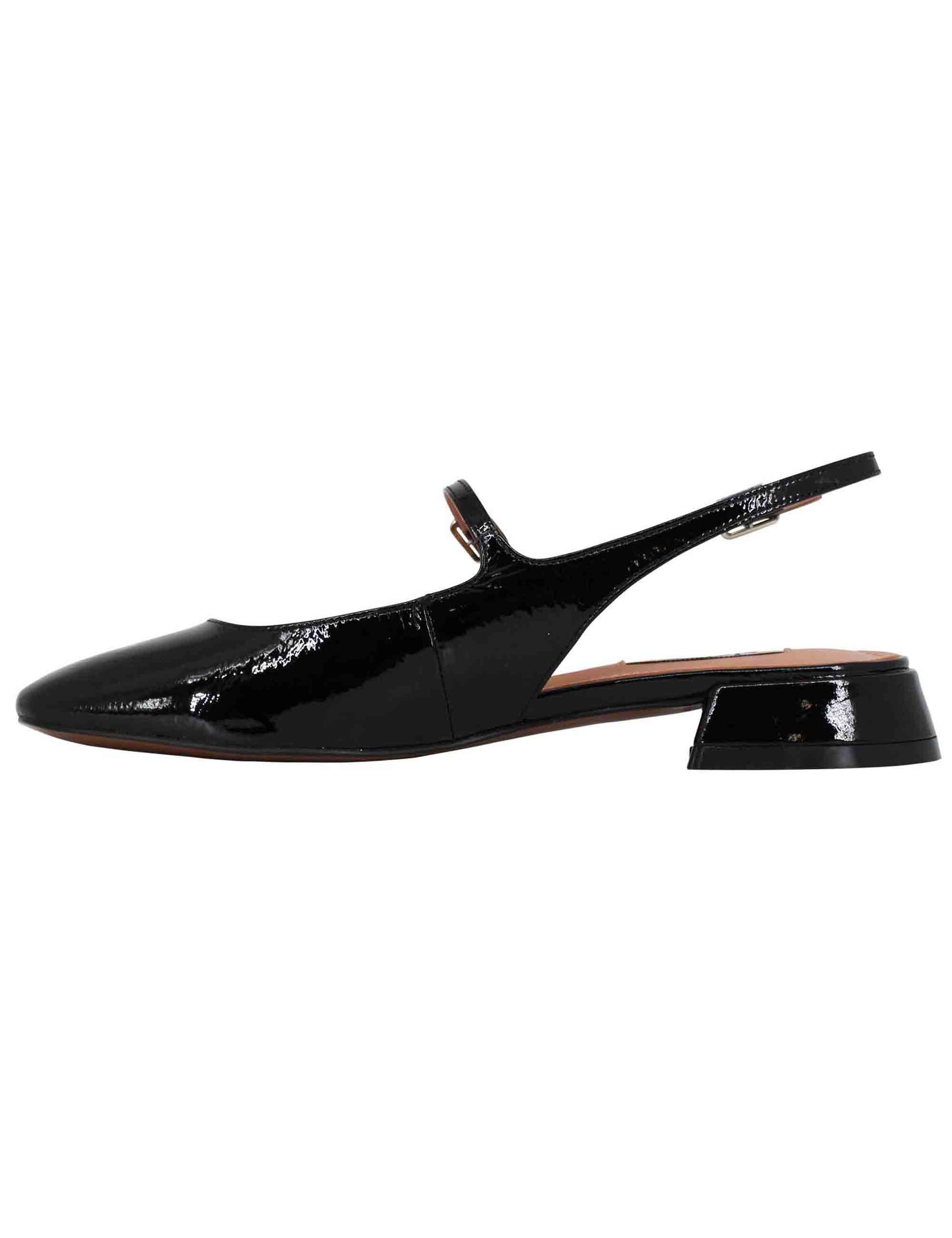 Women's slingback pumps in black patent leather with strap on the instep Ava