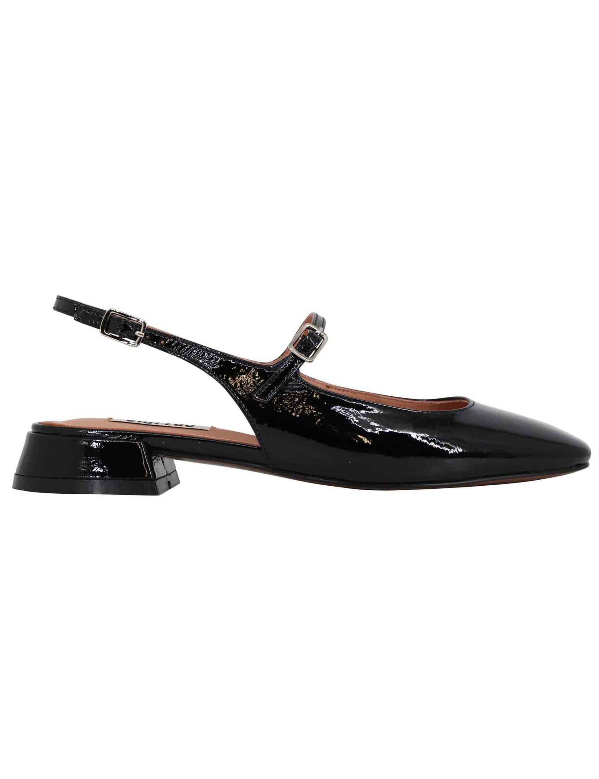 Women's slingback pumps in black patent leather with strap on the instep Ava