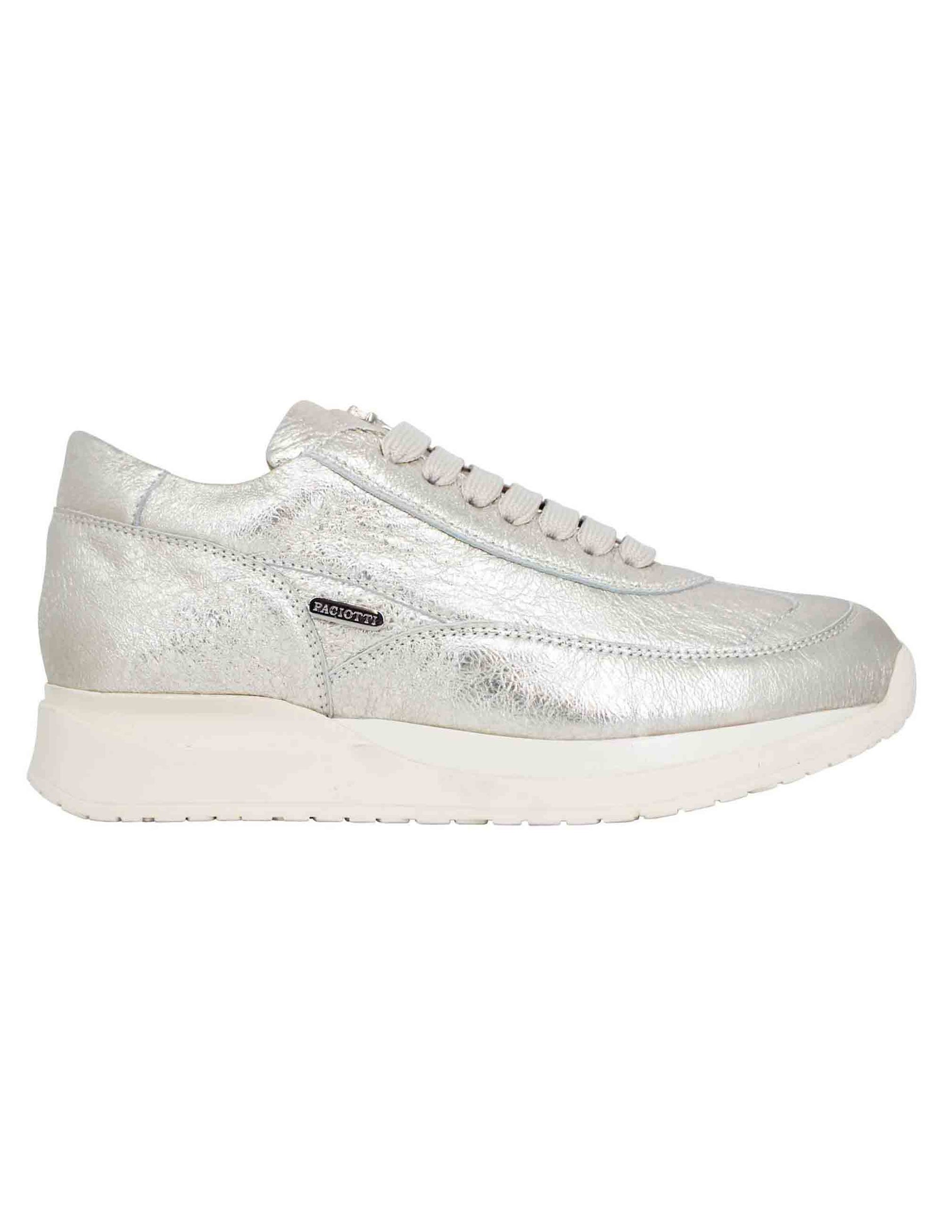 Women's sneakers in platinum laminated leather