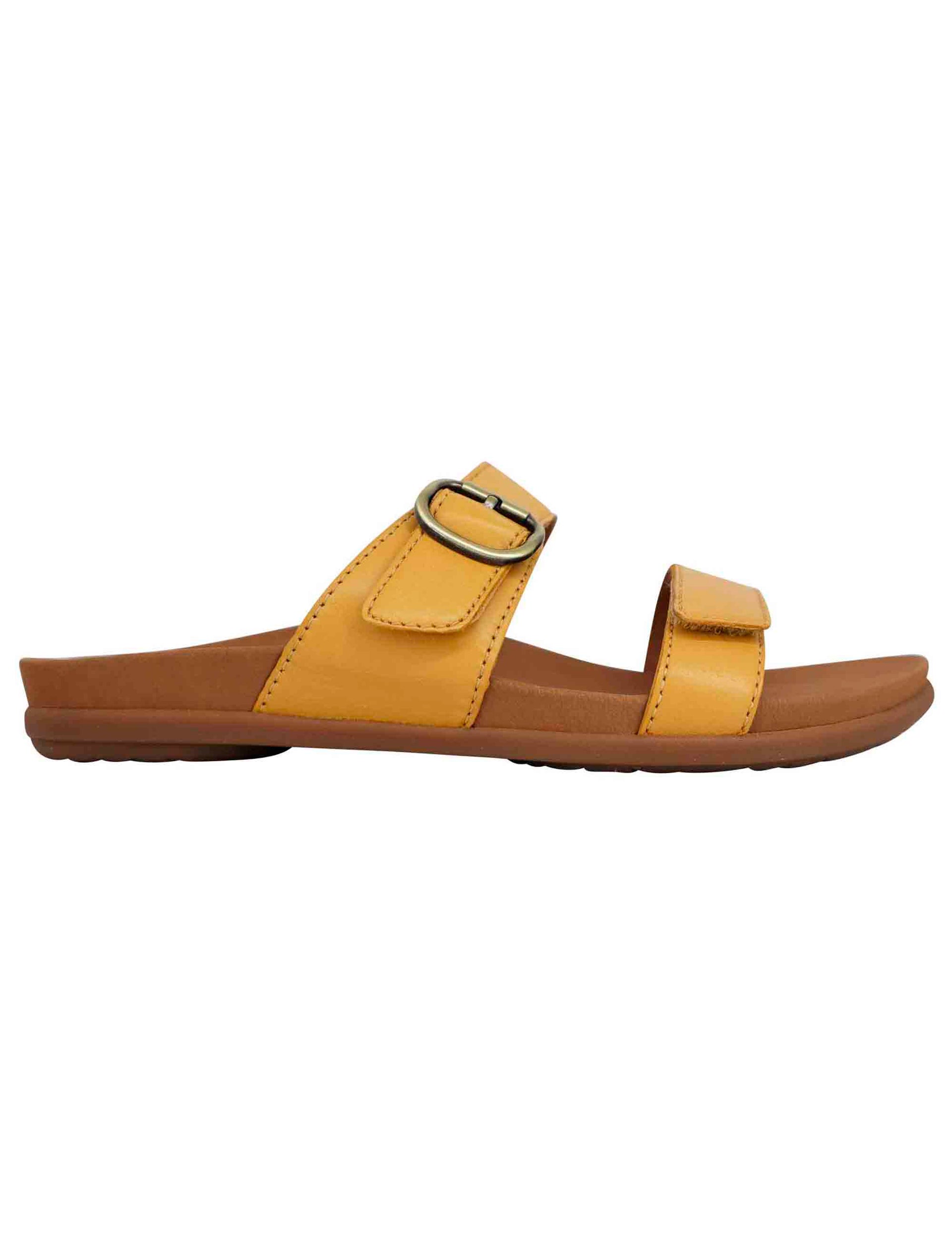 Women's flat sandals in yellow leather with side buckle