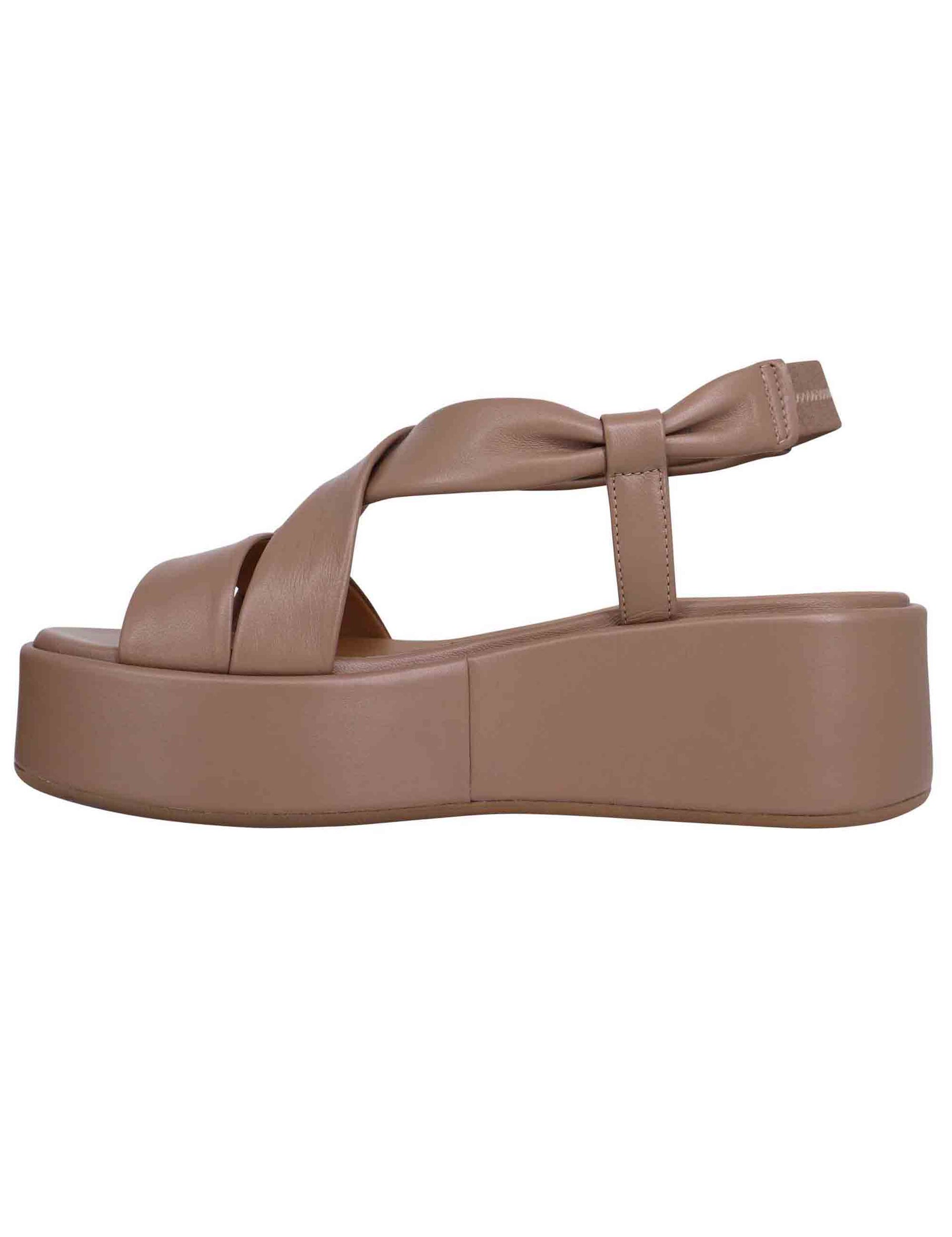 Women's sandals in taupe leather with matching banded wedge
