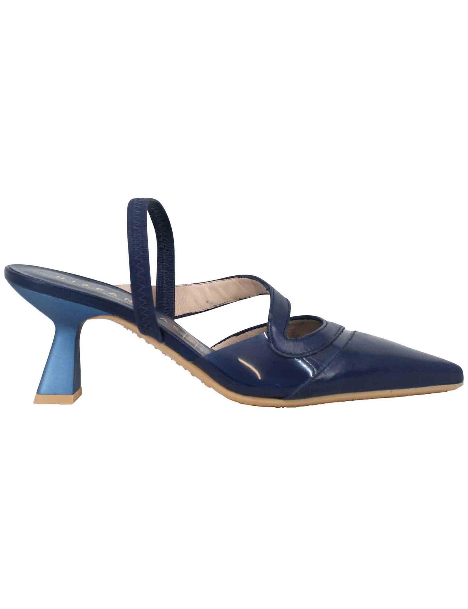 Women's slingback pumps in blue leather with elastic back