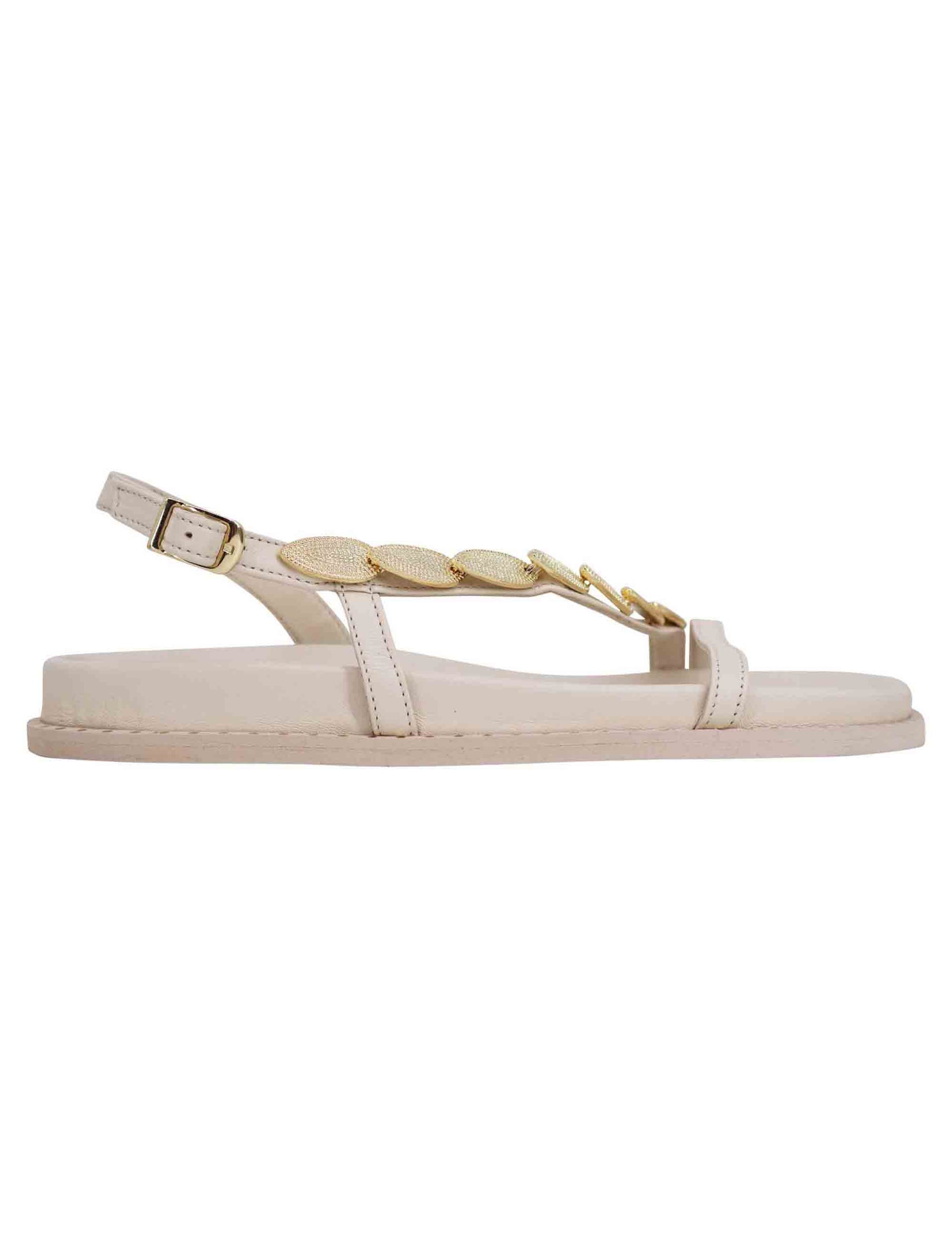 Women's slingback flip-flop sandals in off-white leather with gold leaves