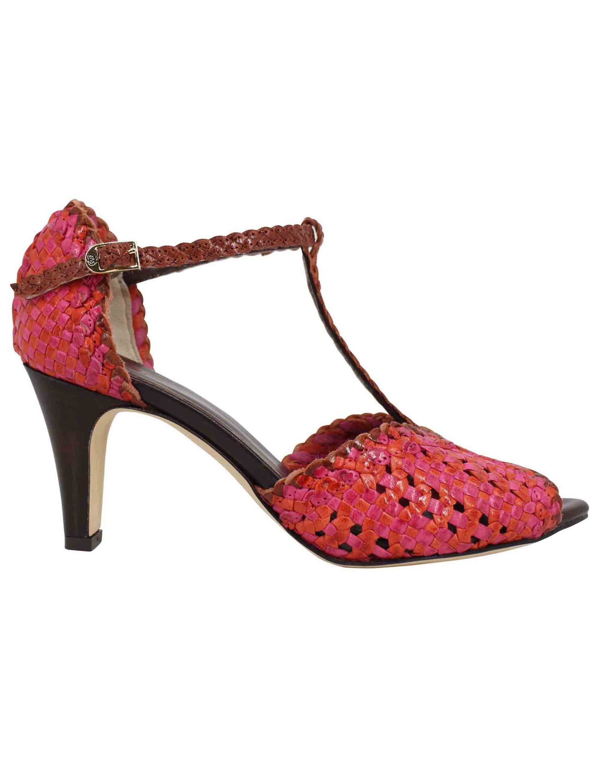 Women's sandals in fuchsia woven leather with high heel