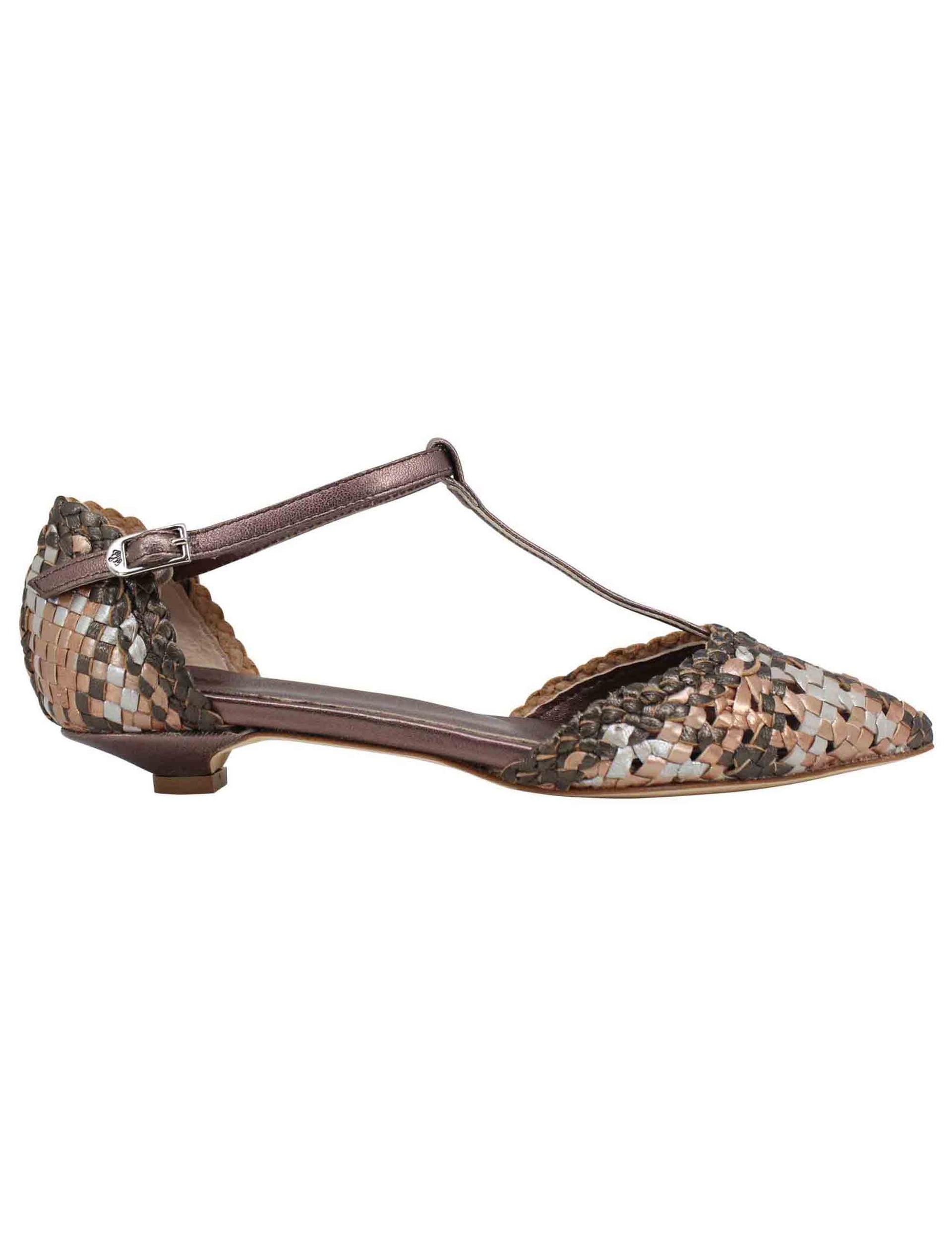 Women's decollete in taupe woven leather with low heel