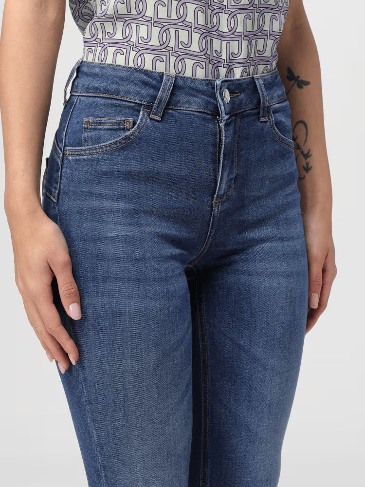 UA4074 Denim jeans