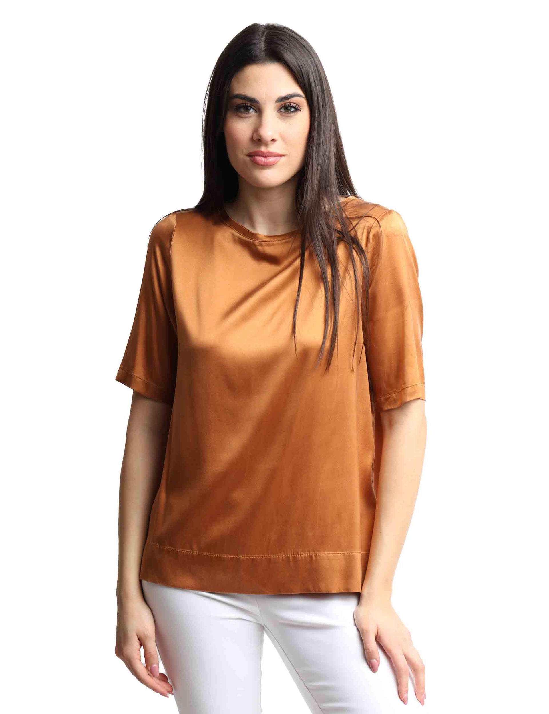 Silk Satin women's t-shirt in peach silk