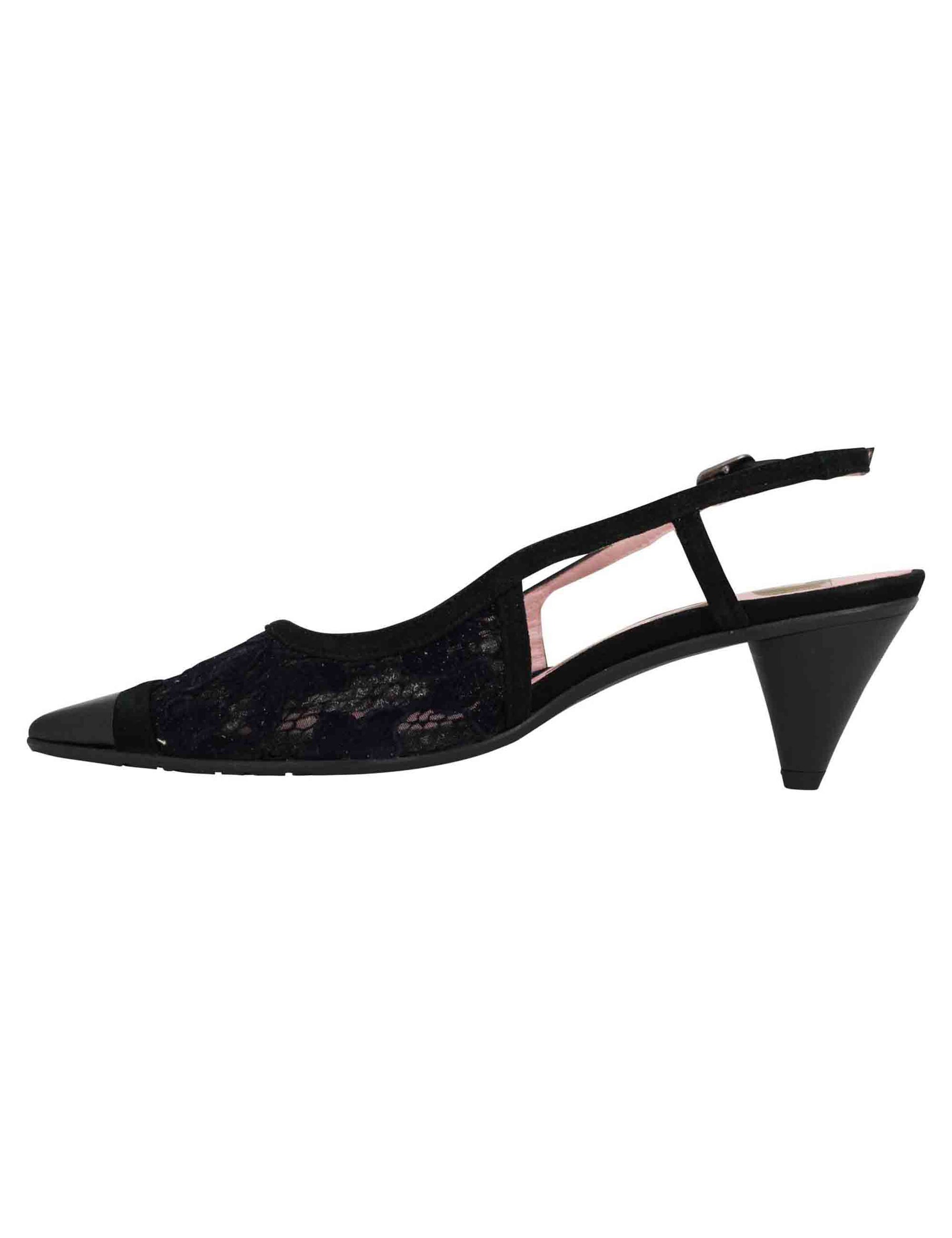 Women's black lace slingback pumps with pointed toe