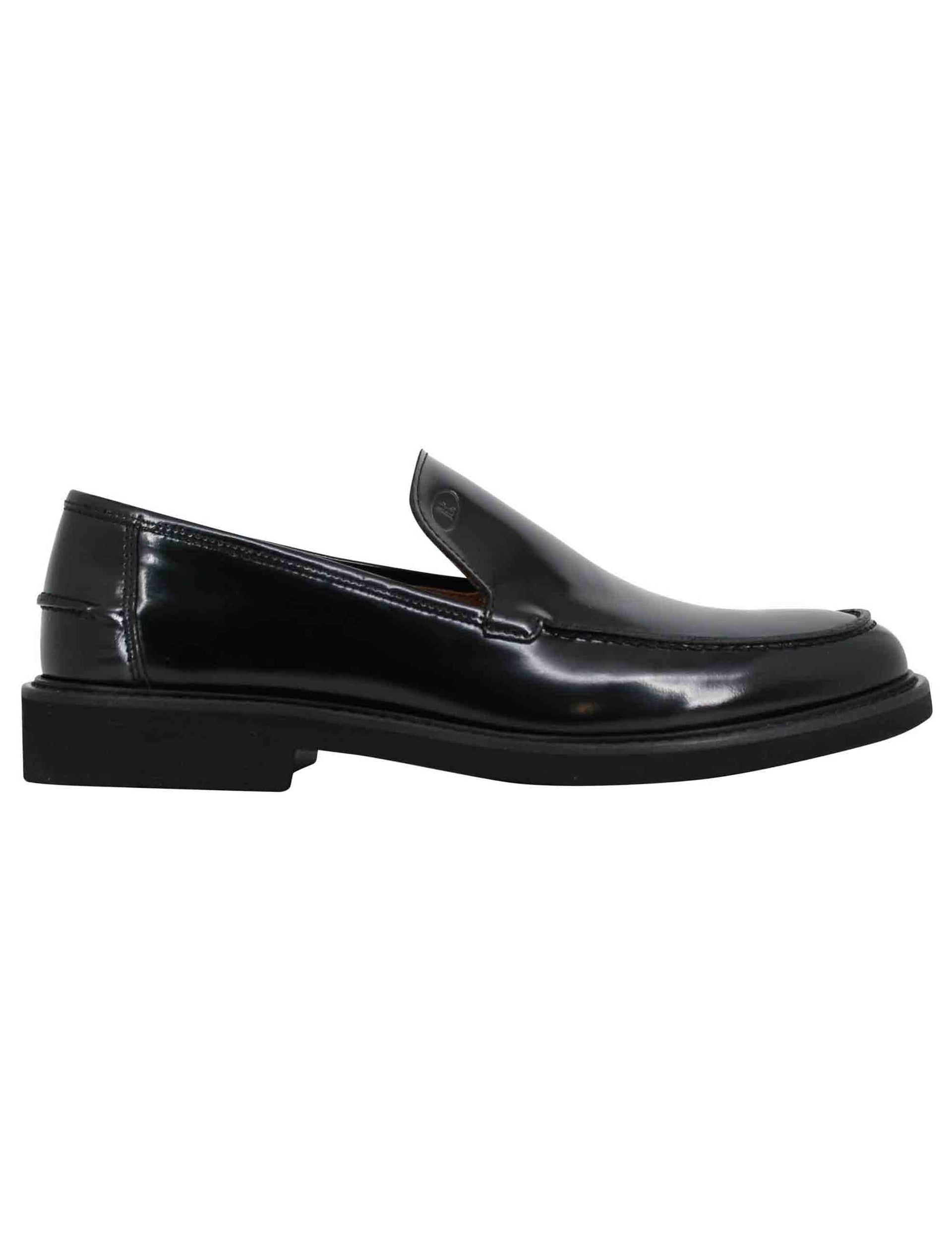 Men's moccasins in shiny black leather with ultra light rubber sole