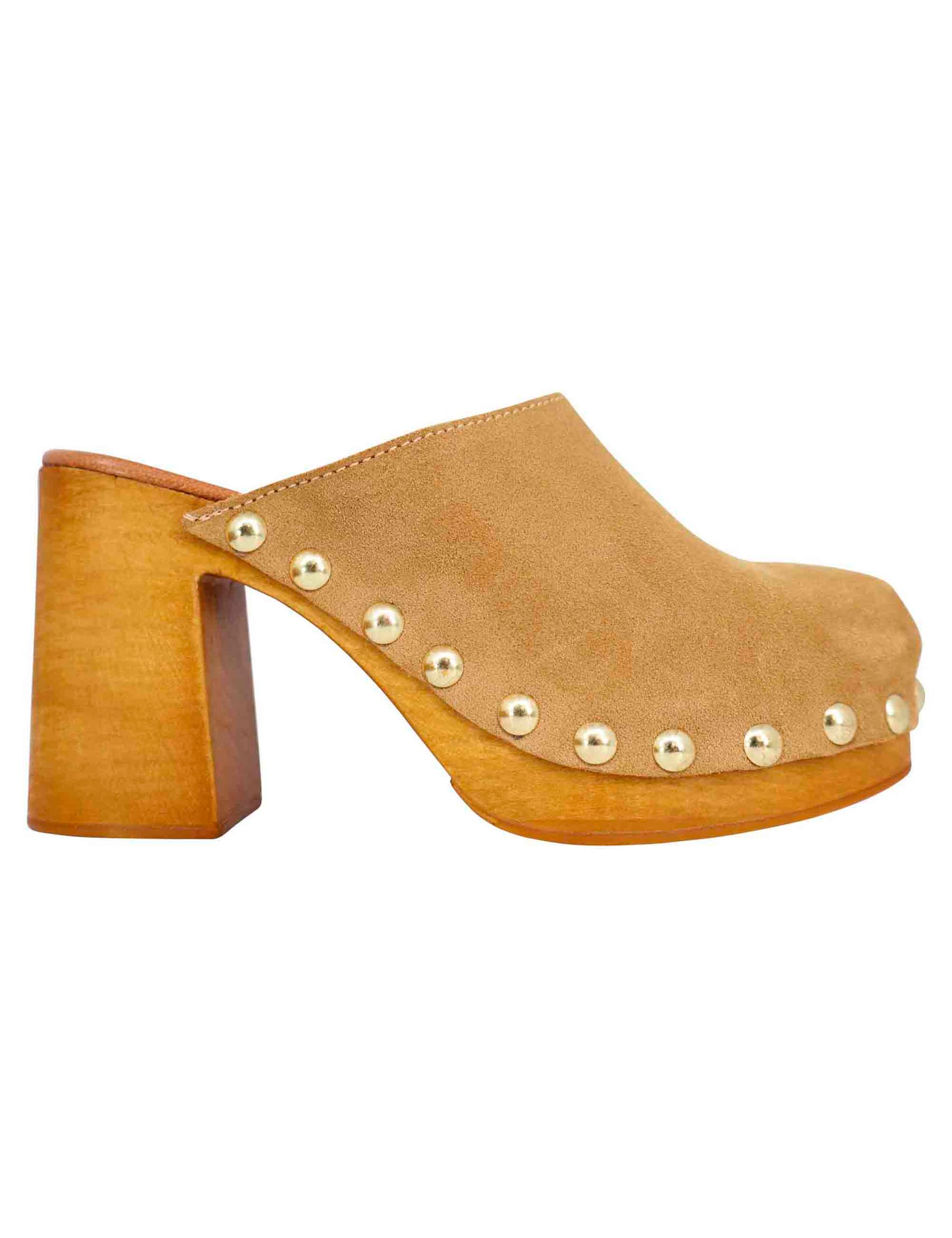Women's clog sandals in beige suede with high heel