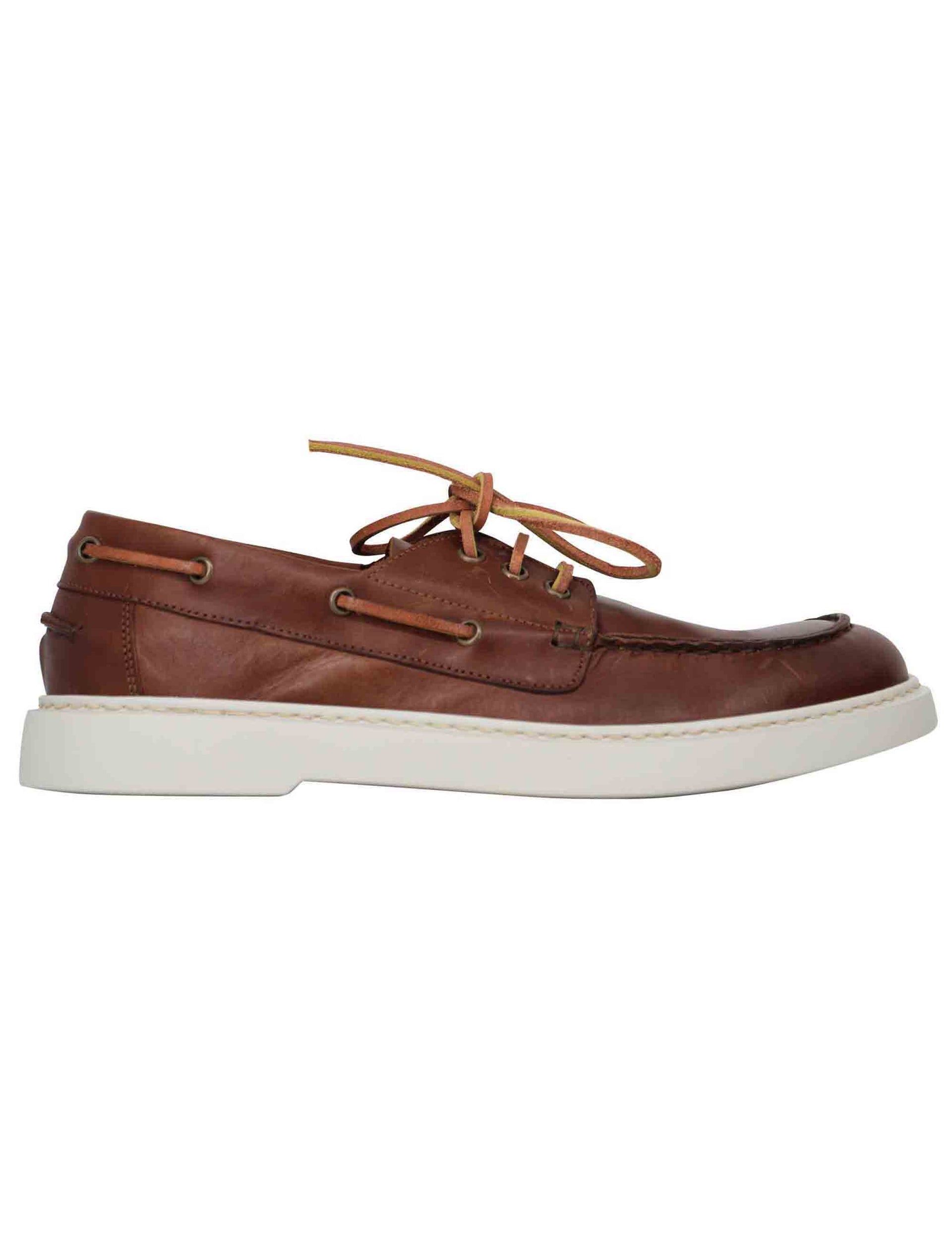 Men's lace-ups in tan leather with leather laces
