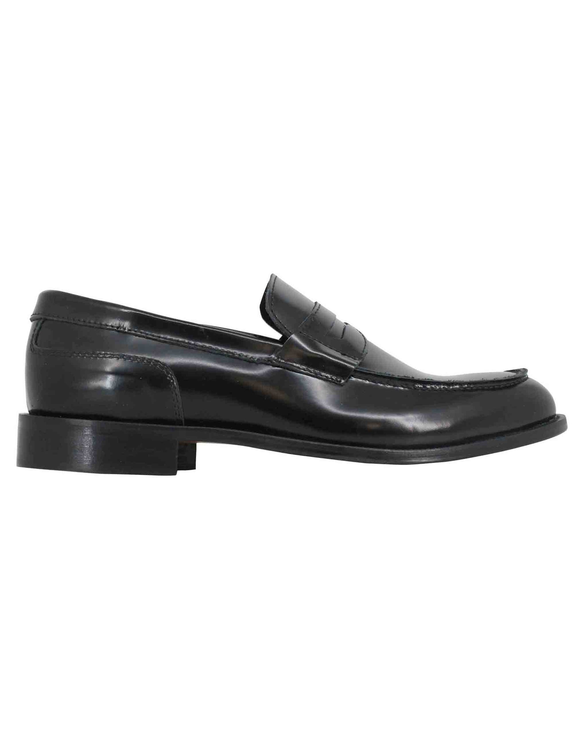 Men's moccasins in shiny black leather with stitched leather sole
