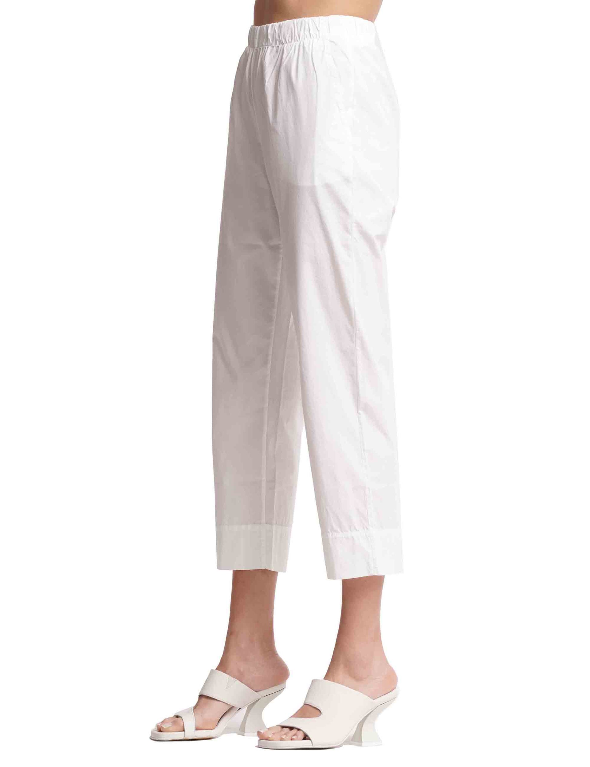 Women's white cotton trousers with elastic waist