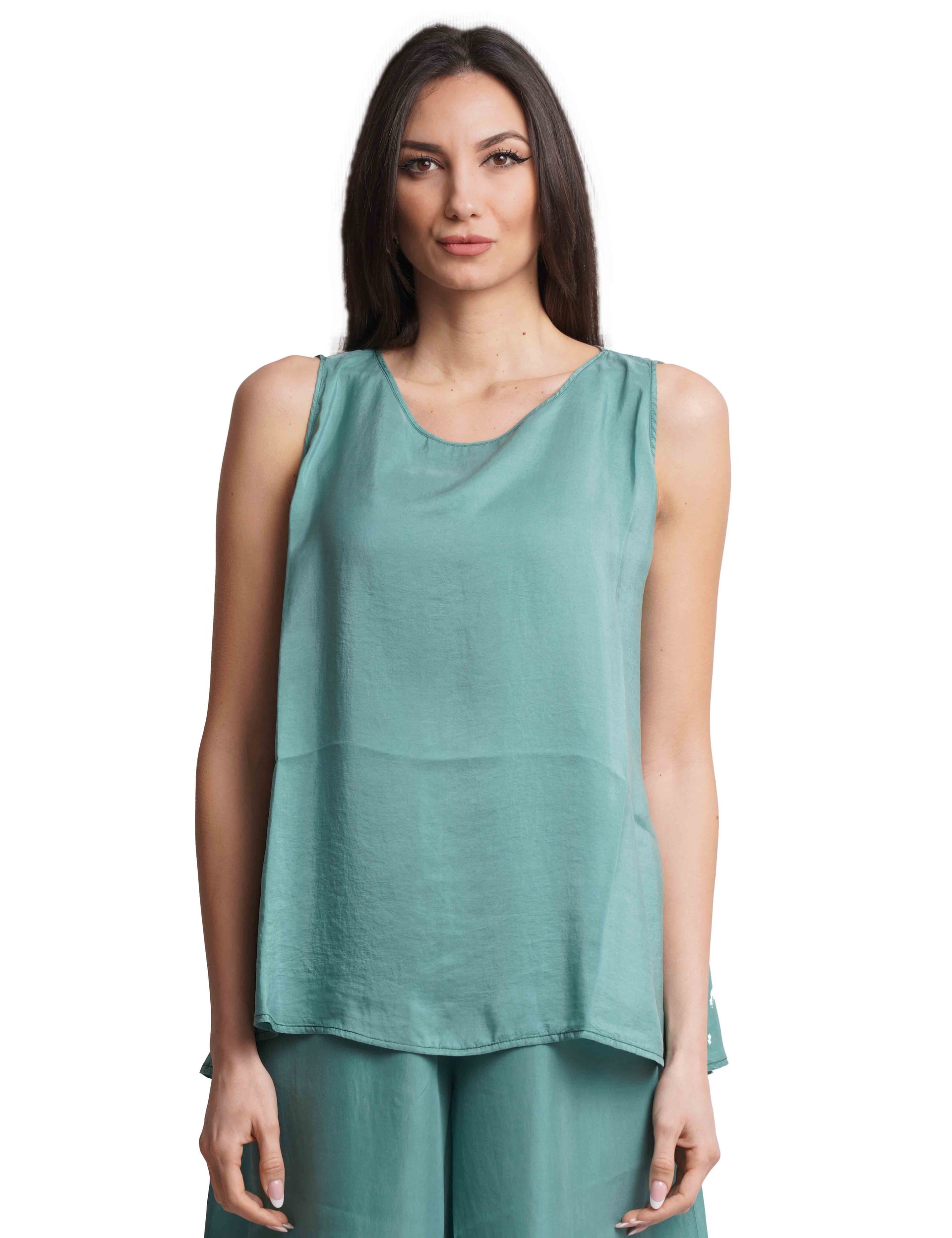 Women's green silk top wide at the bottom
