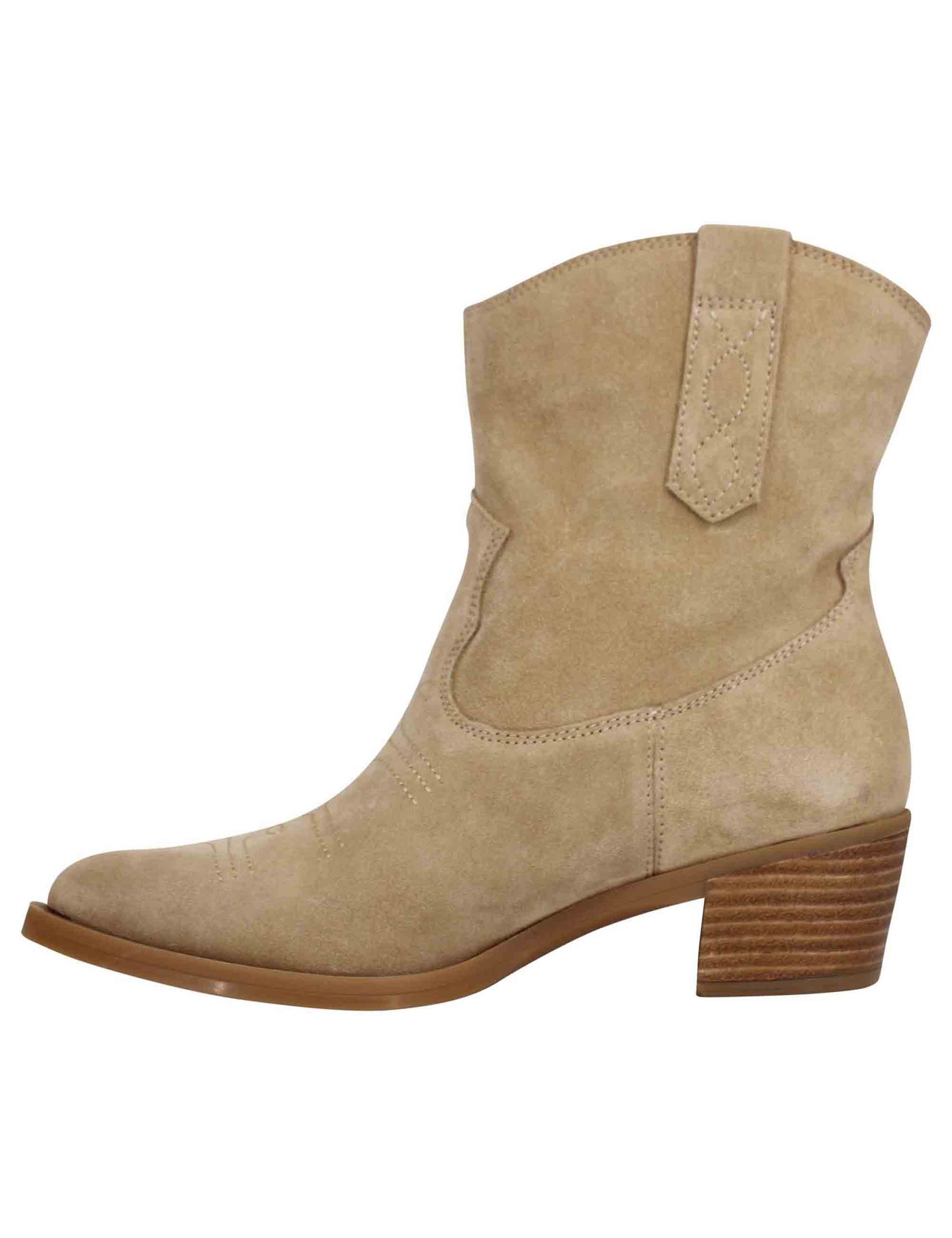 Women's Texan boots in beige suede
