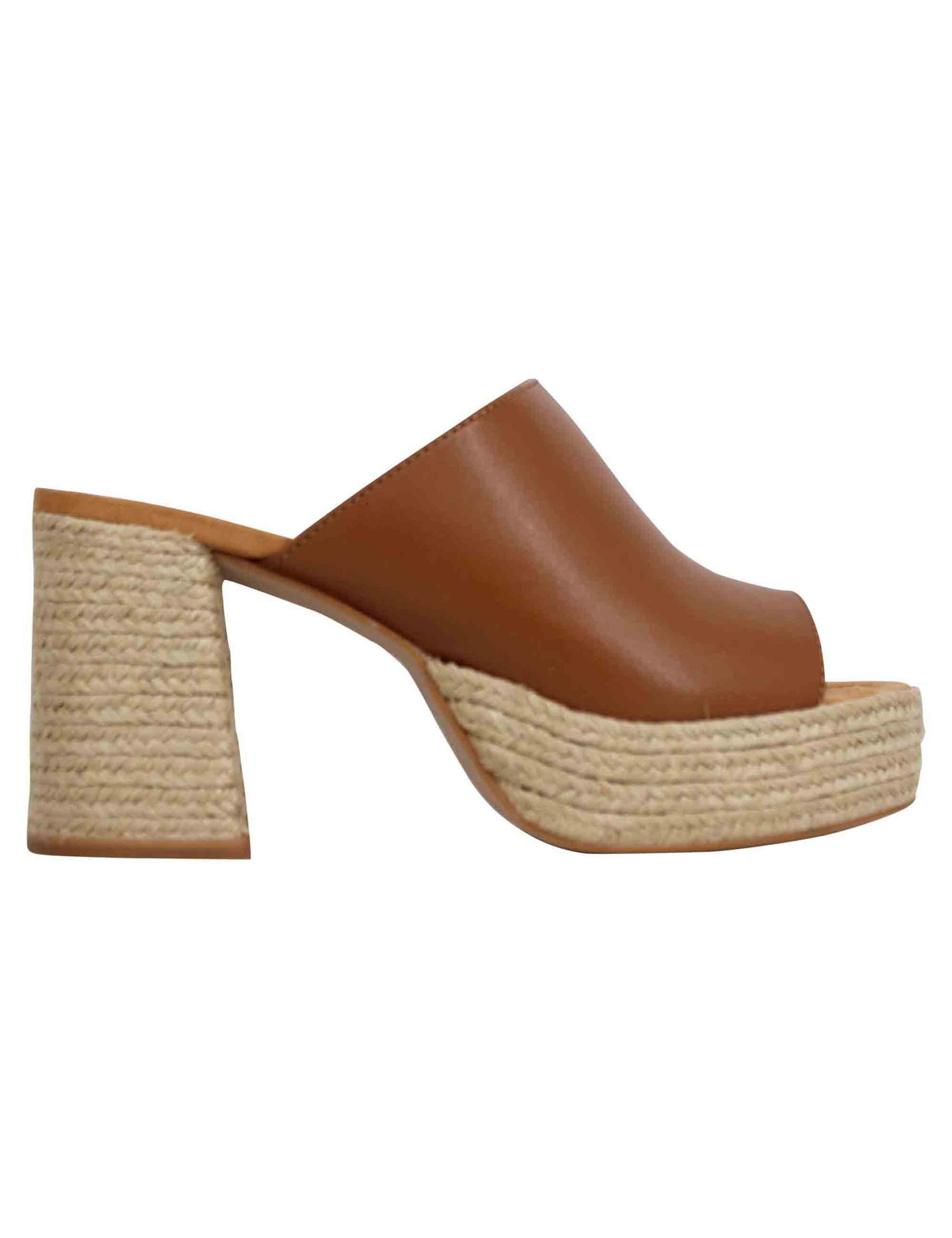 Women's sandals in tan leather with high heel and rope plateau