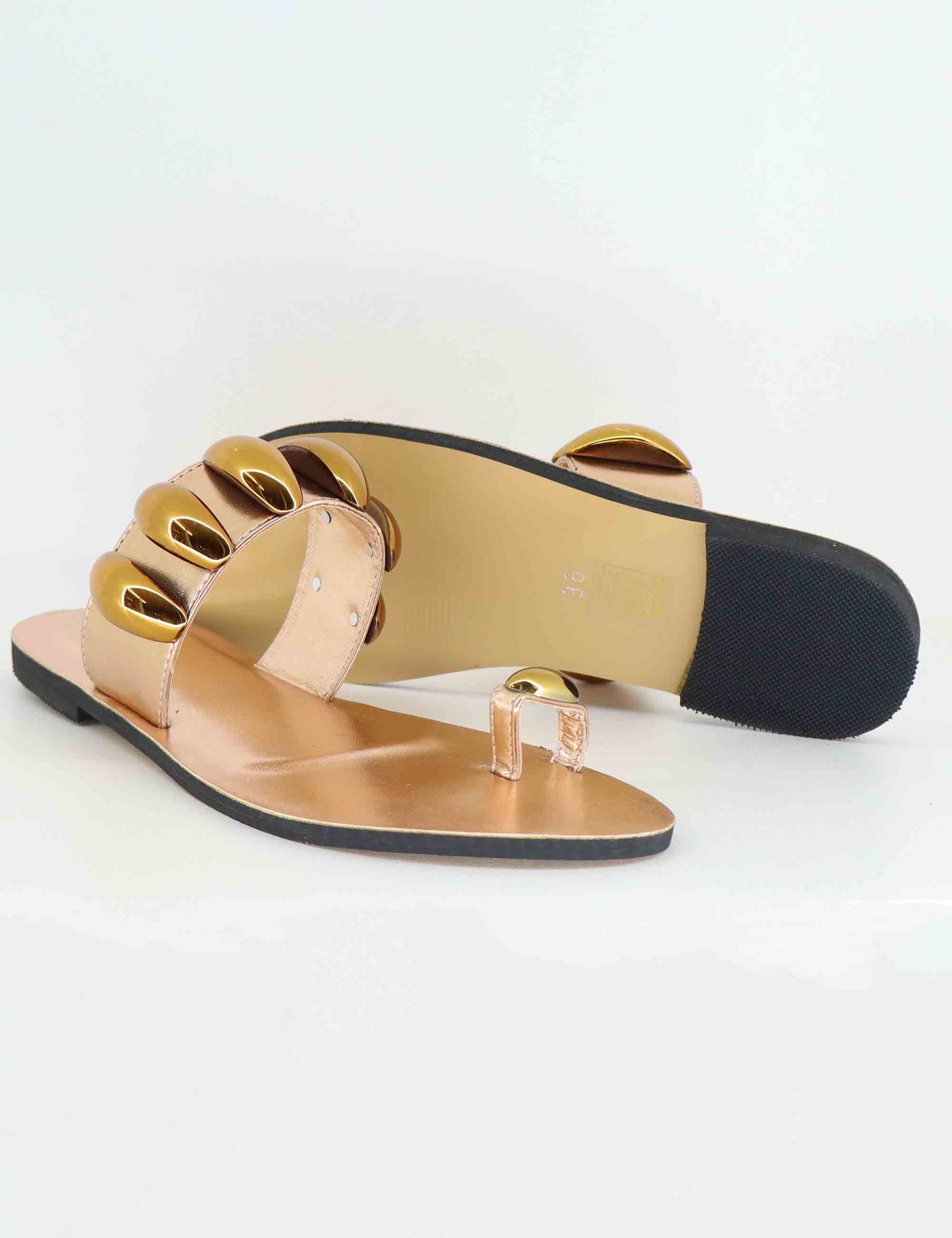 Sandali flat infradito donna in tessuto bronzo con borchie U428B6011721 NSS01 Exe 
