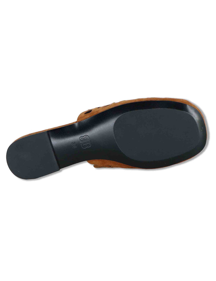 Sabot donna in camoscio cuoio forato tacco basso Oribu 629Z30VK 92-CUERO Bibi Lou 