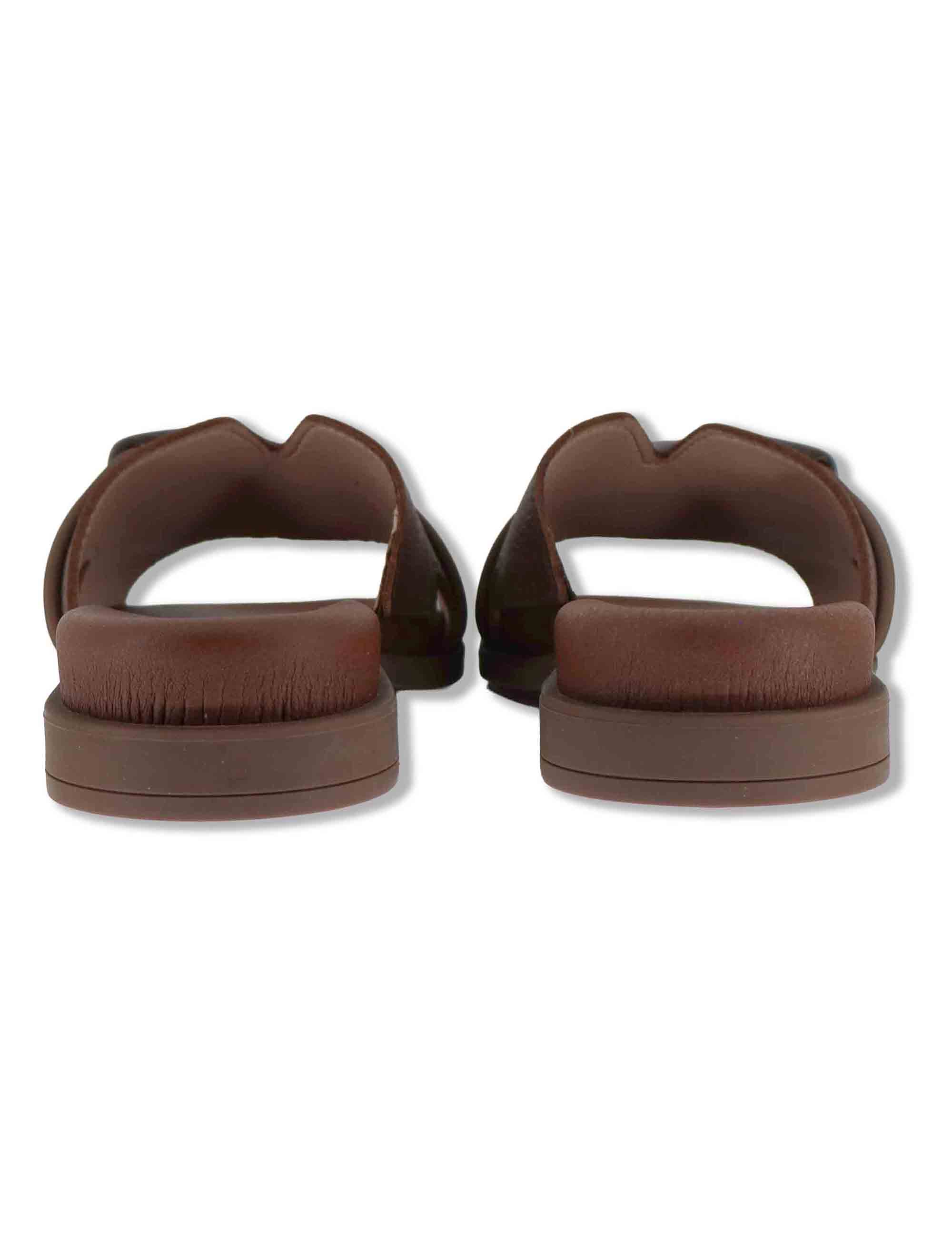 Sandali bassi donna in pelle cuoio e laminata con sottopiede imbottito HV264683 AVELLANA Hispanitas 