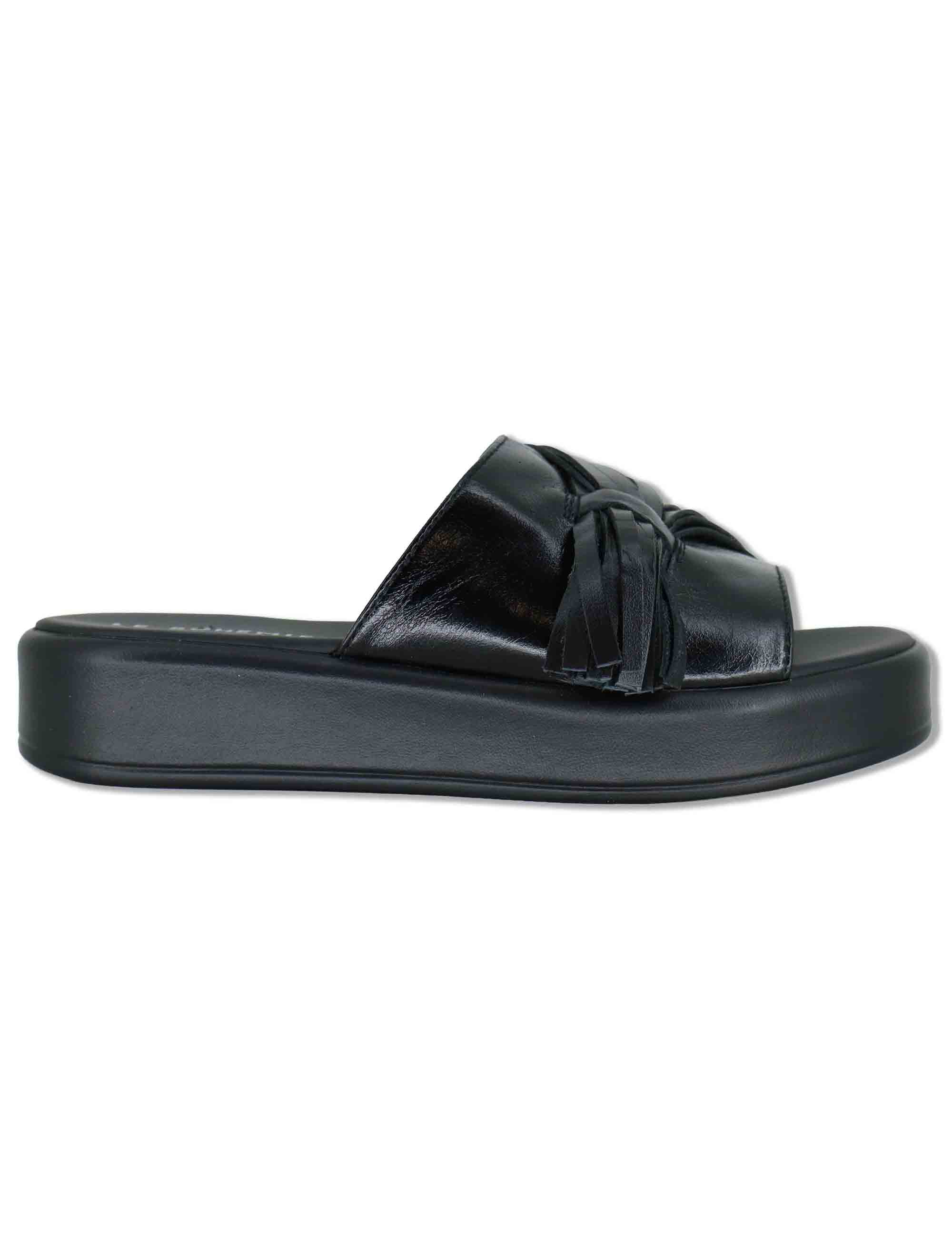 Sandali donna in pelle nera con zeppa bassa e sottopiede imbottito ZB03 1 Le Bohemien 