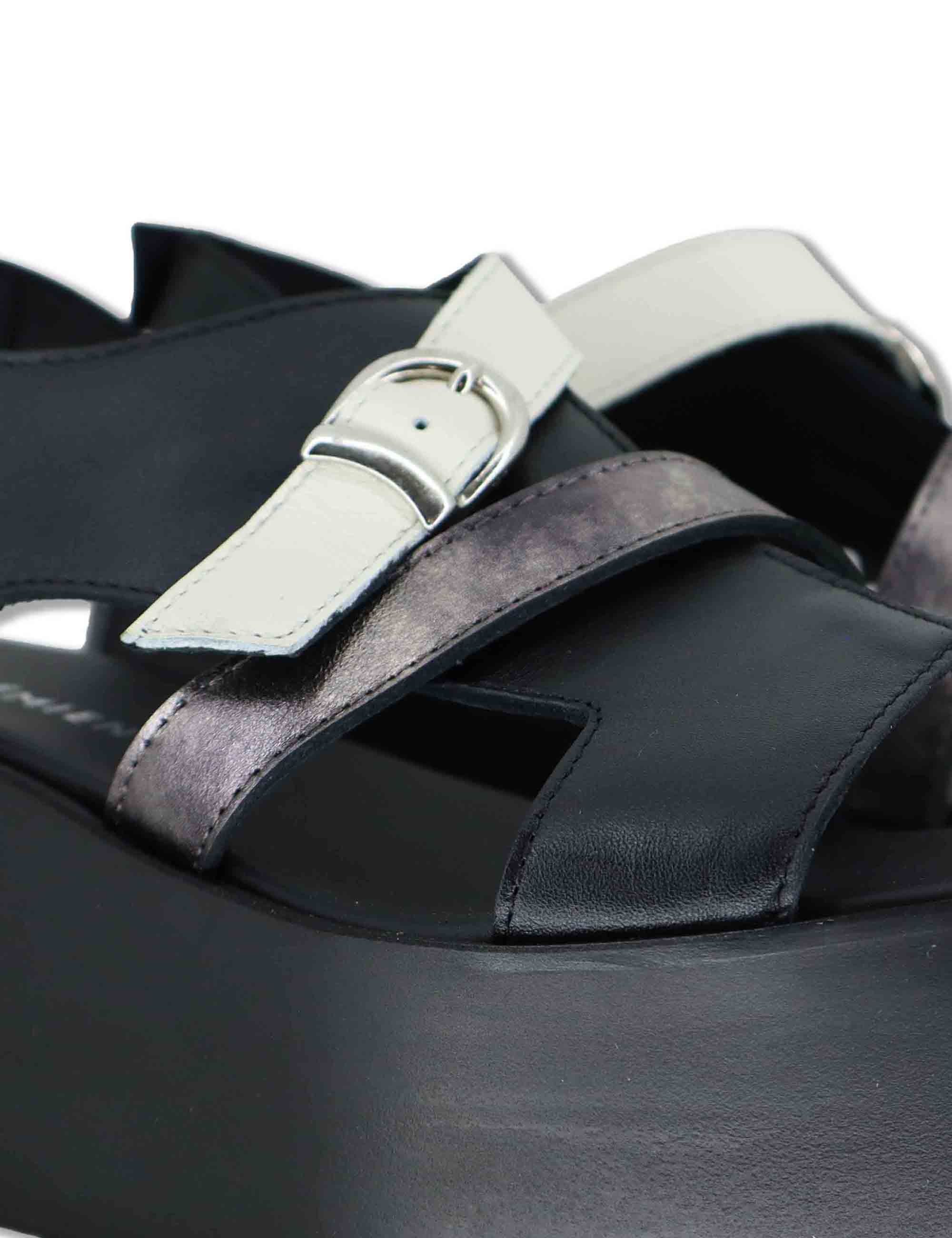 Sandali donna in pelle nera con incroci e zeppa in gomma leggera ZE14 2 Le Bohemien 
