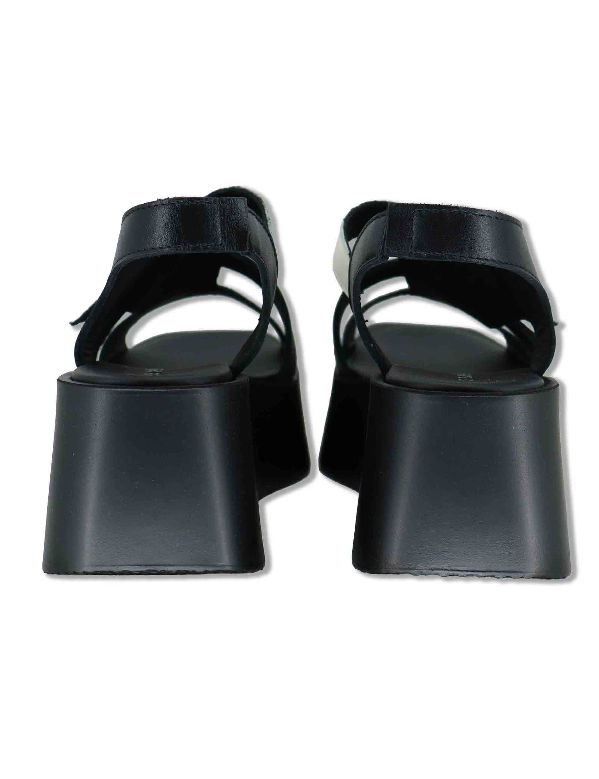 Sandali donna in pelle nera con incroci e zeppa in gomma leggera ZE14 2 Le Bohemien 
