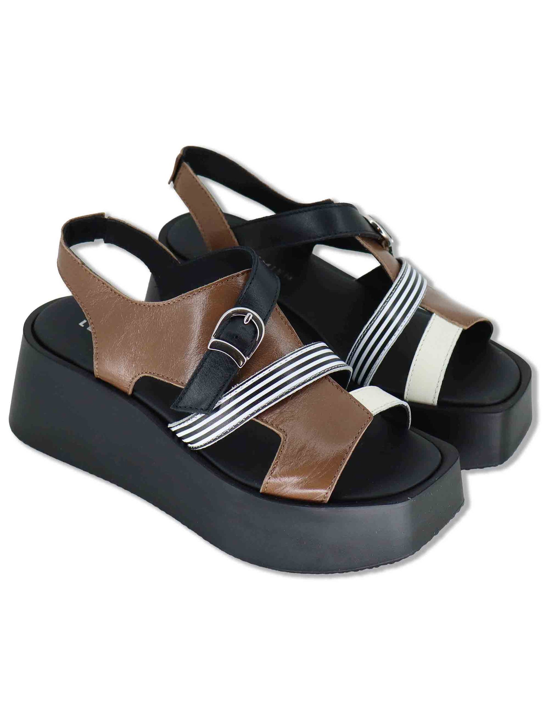 Sandali donna in pelle cuoio con incroci e zeppa in gomma leggera ZE14 4 Le Bohemien 