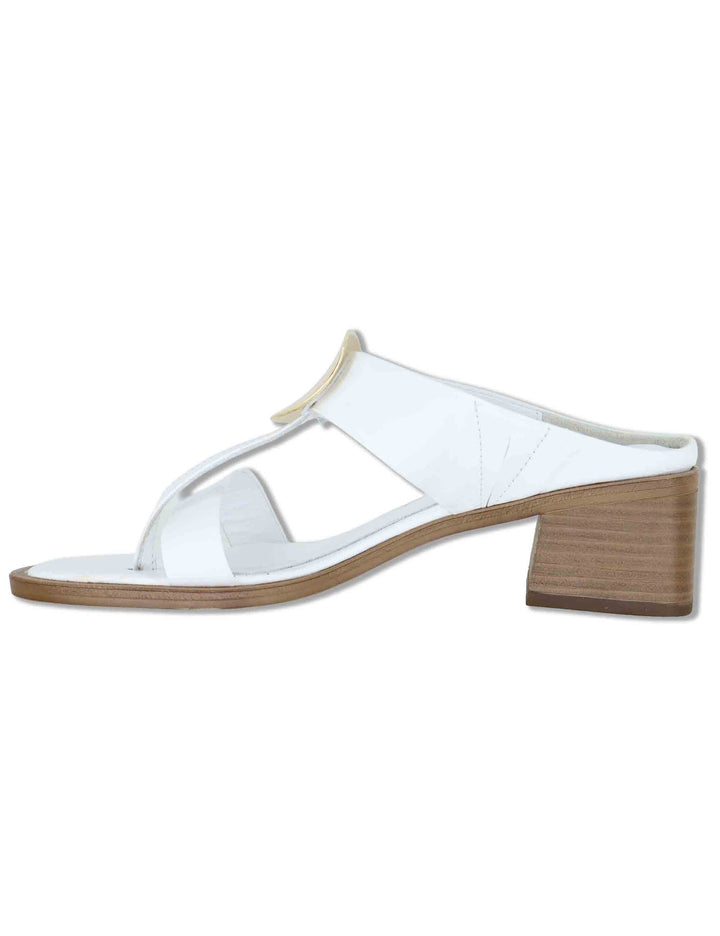 Sandali donna infradito in pelle bianca con bottone oro e tacco medio SP262060 002 Spatarella 