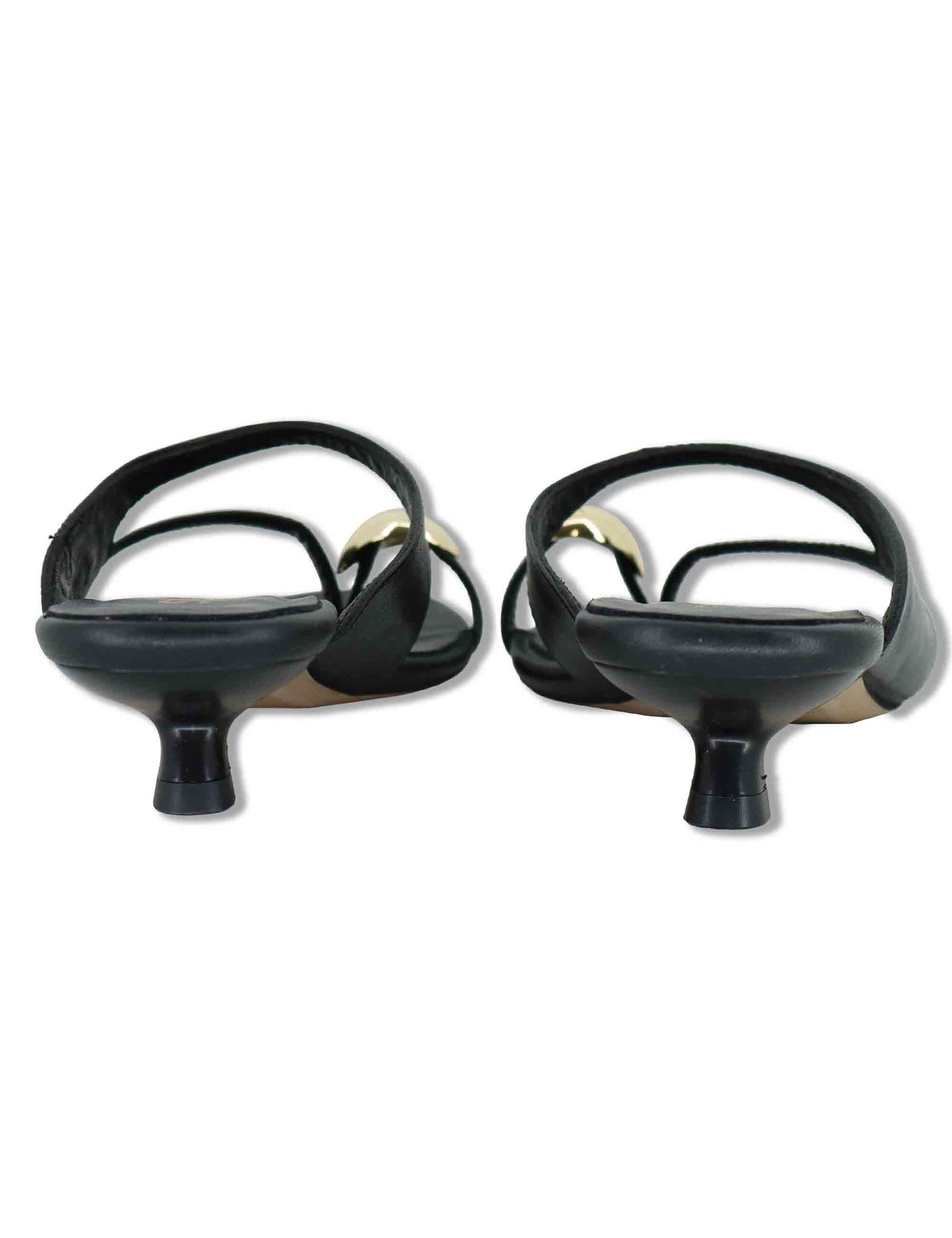 Sandali donna infradito in pelle nero con anello oro e tacco basso SP261650 001 Spatarella 